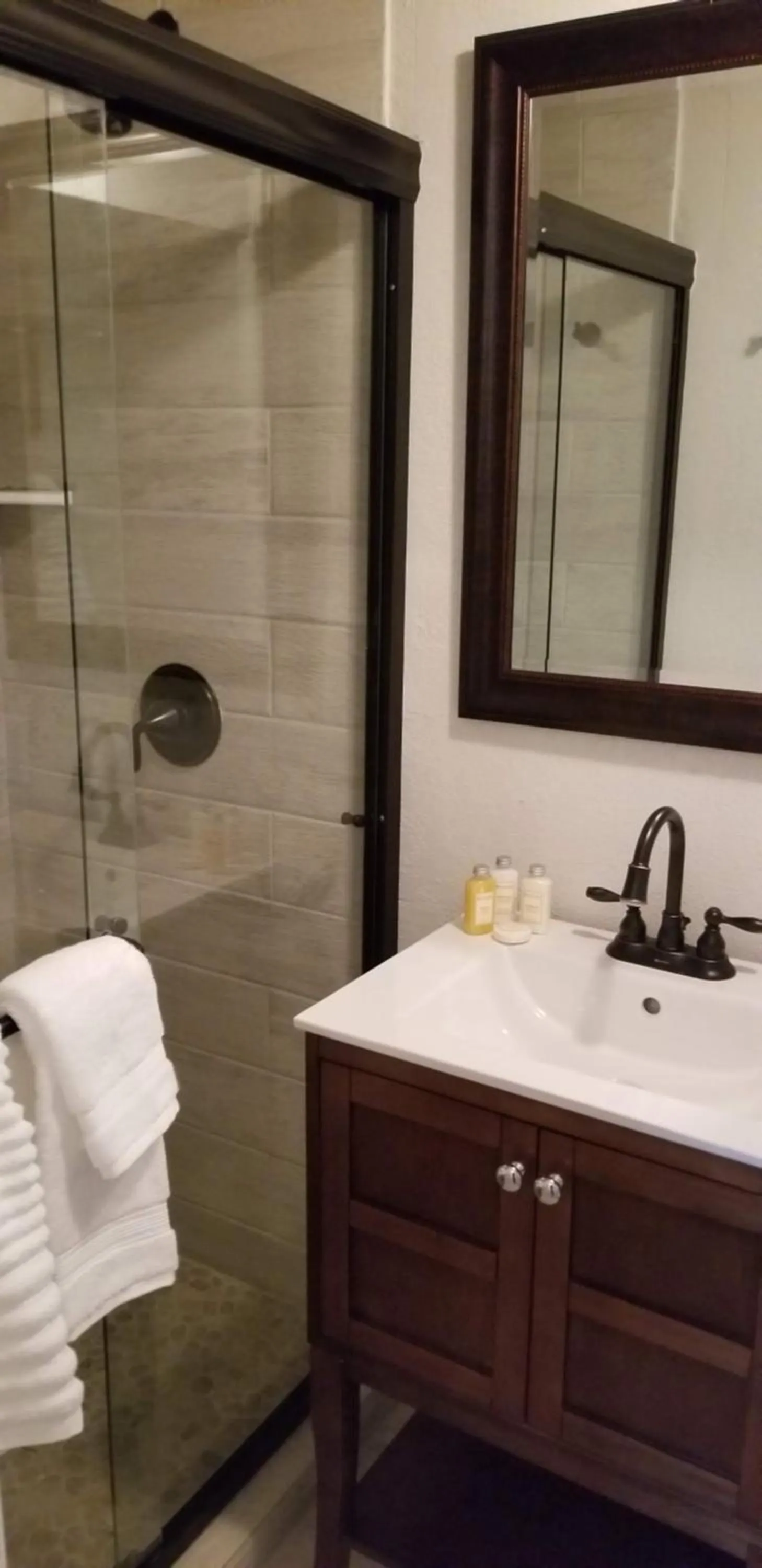 Bathroom in Lily Creek Lodge