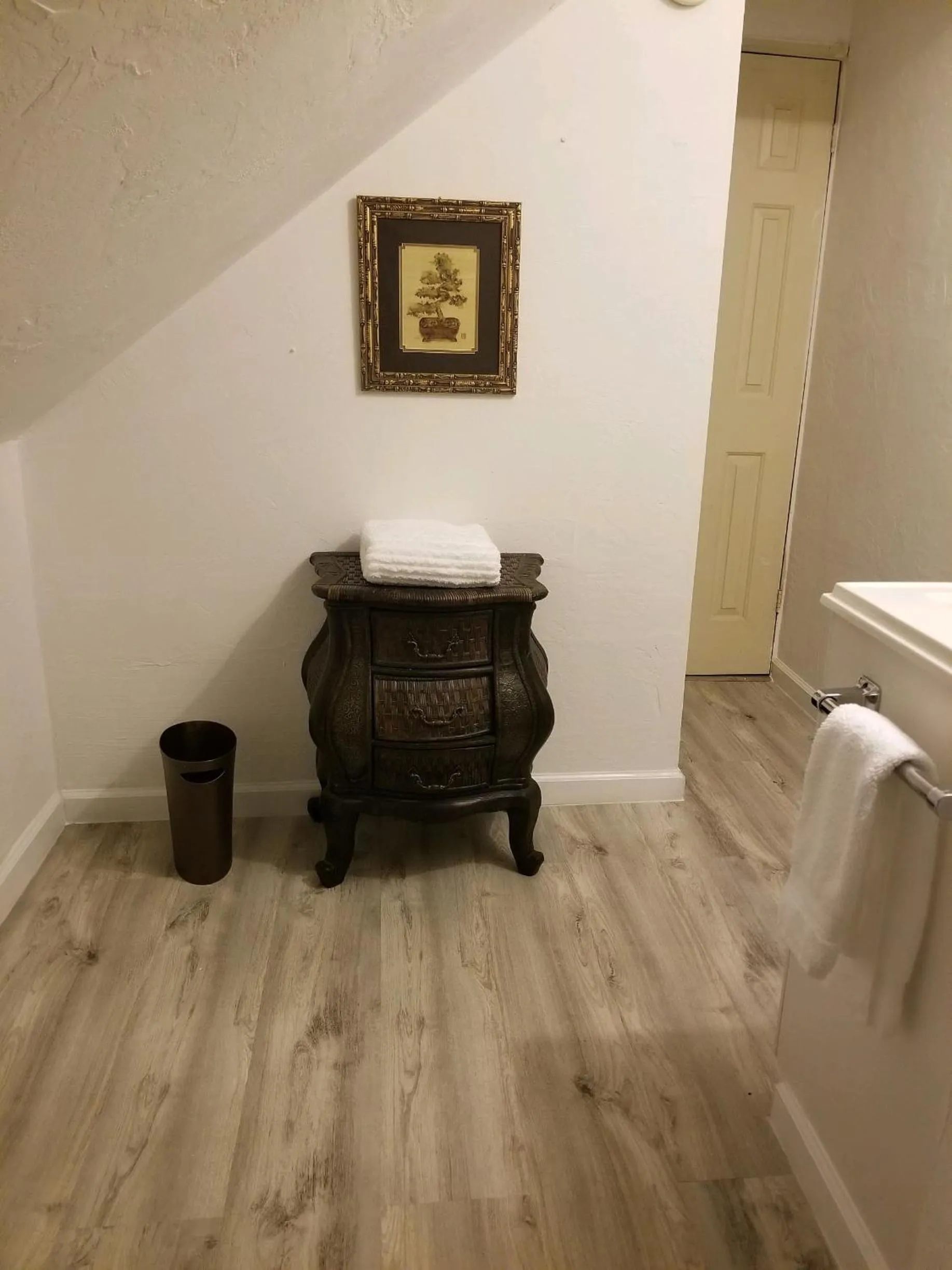 Bathroom in Lily Creek Lodge