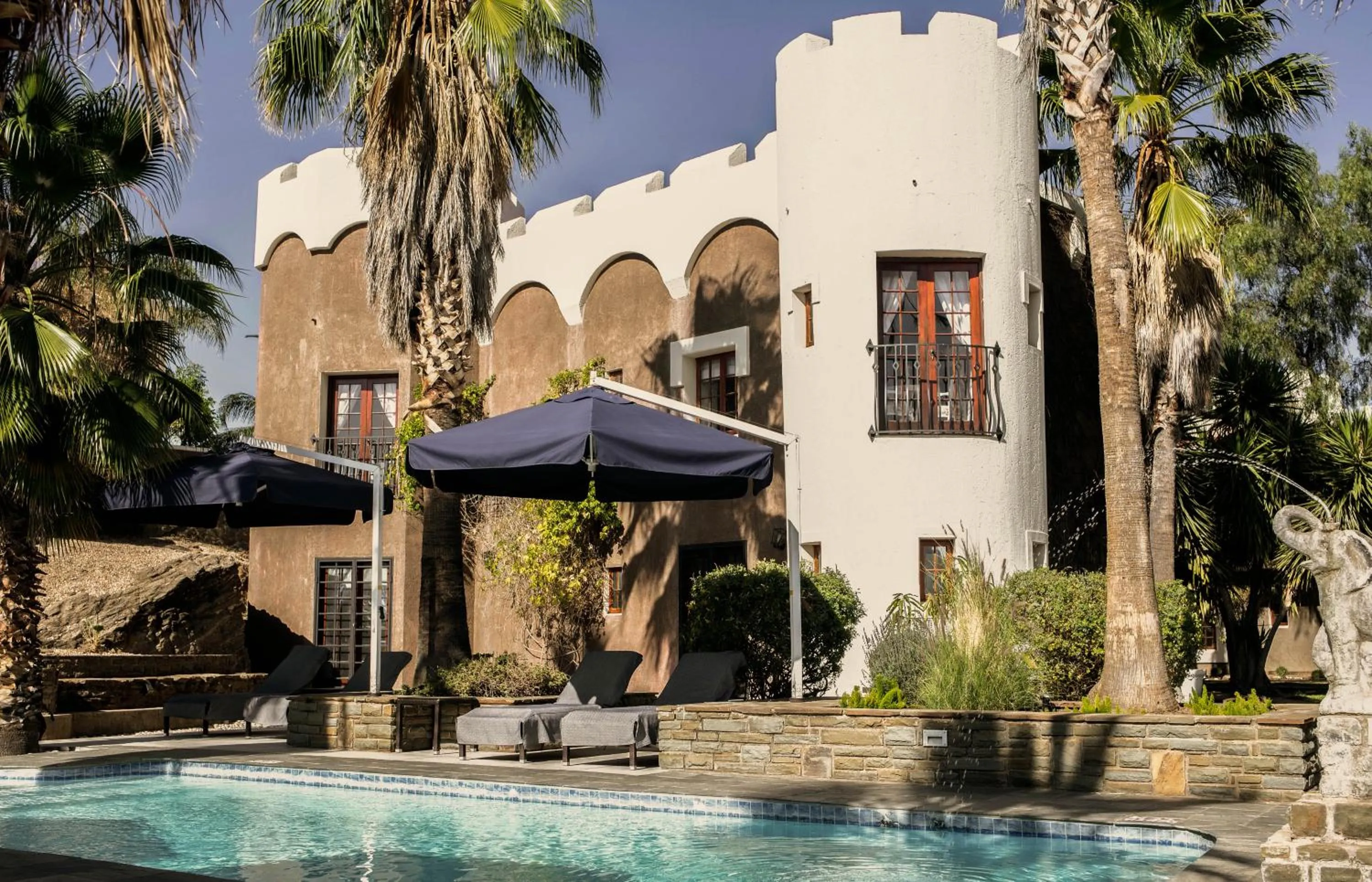 Day in Heinitzburg Boutique Hotel