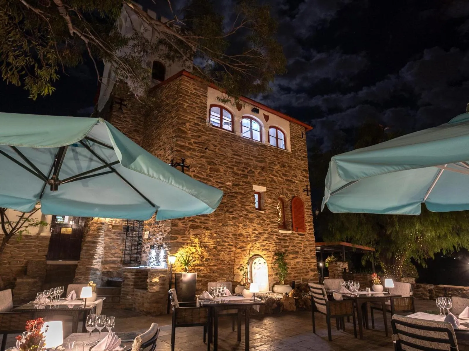 Patio in Heinitzburg Boutique Hotel