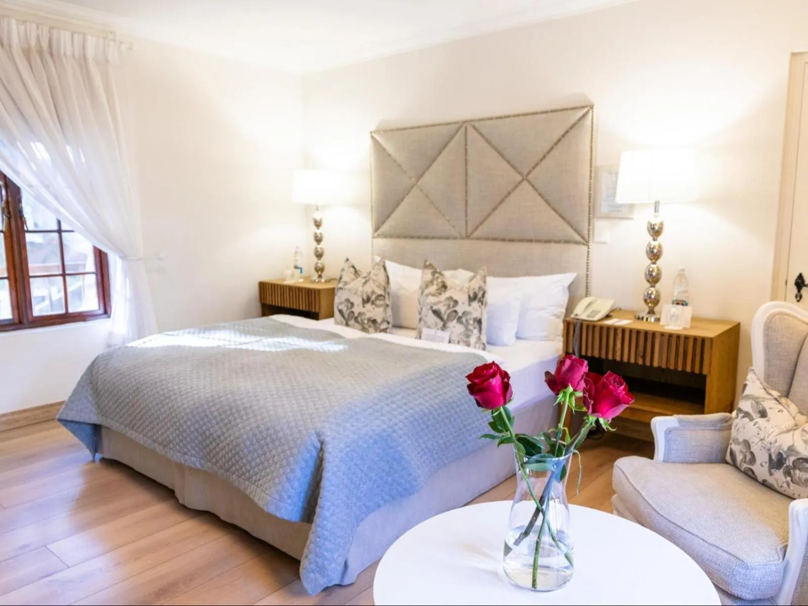 Bed in Heinitzburg Boutique Hotel