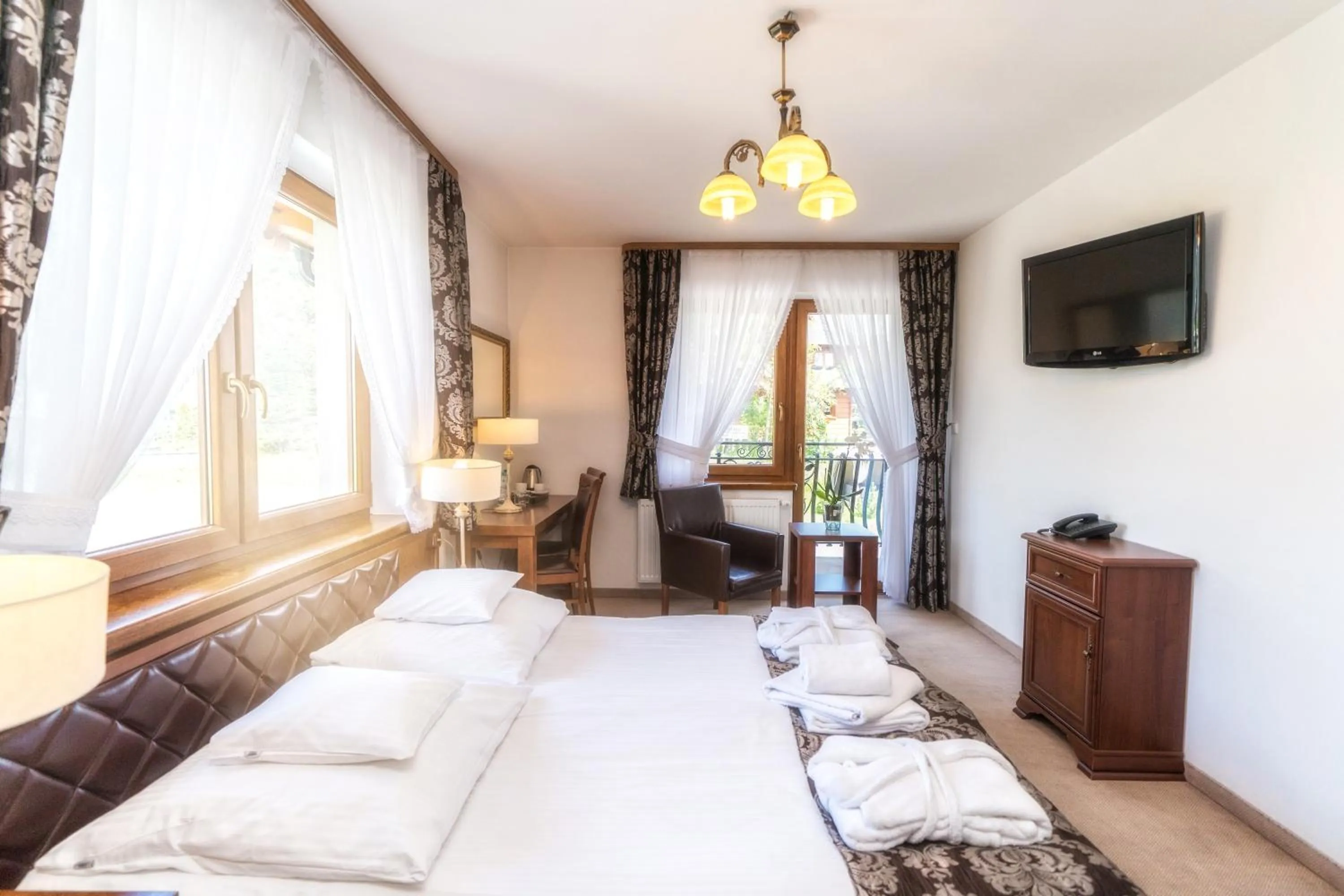 Bed in Sądelski Dwór Medical & SPA