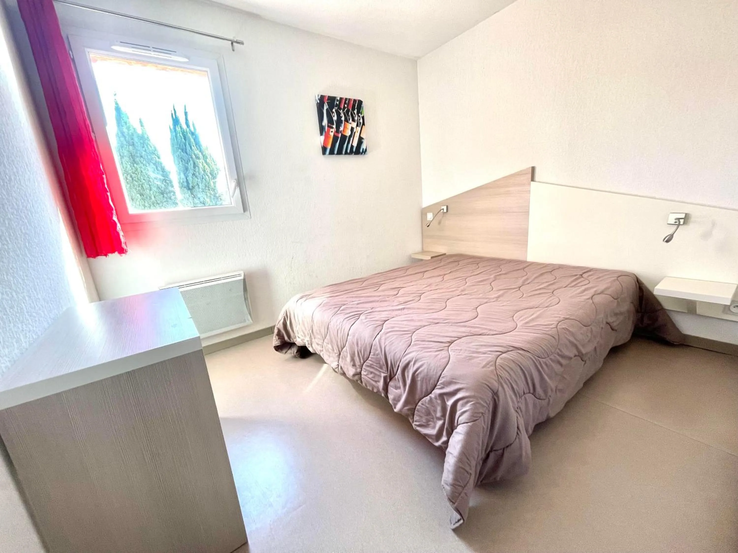 Bedroom in Terres de France - Le Domaine de Bacchus