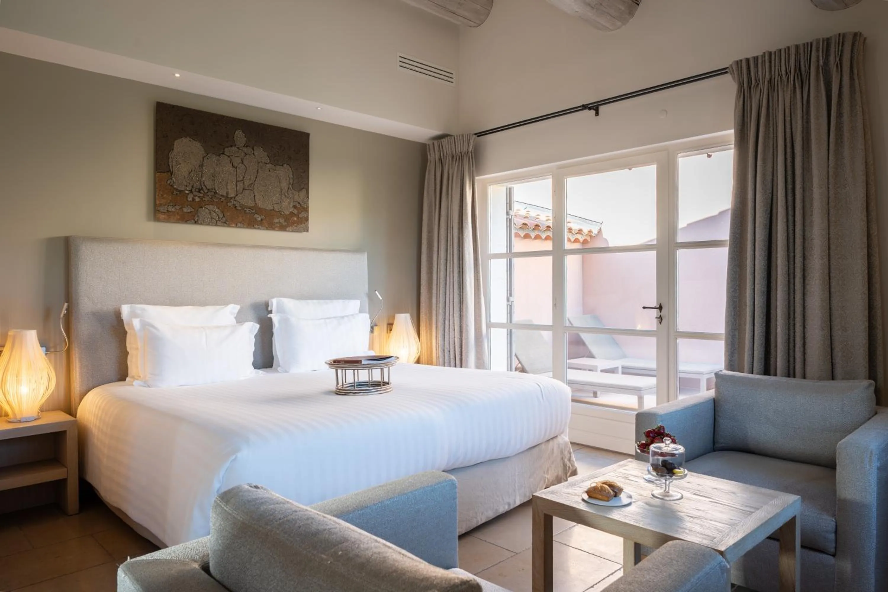 Photo of the whole room, Bed in Coquillade Provence - Relais & Châteaux