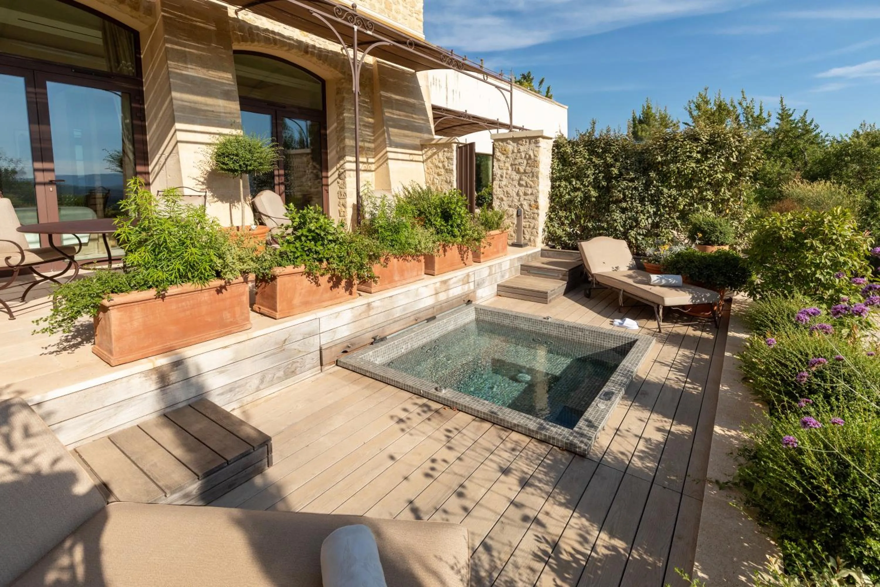 Patio in Coquillade Provence - Relais & Châteaux