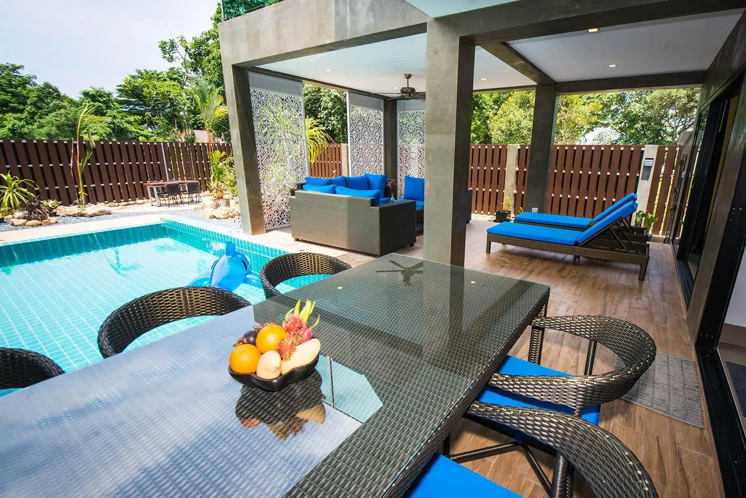 Garden in The Pearl Luxury Pool Villas