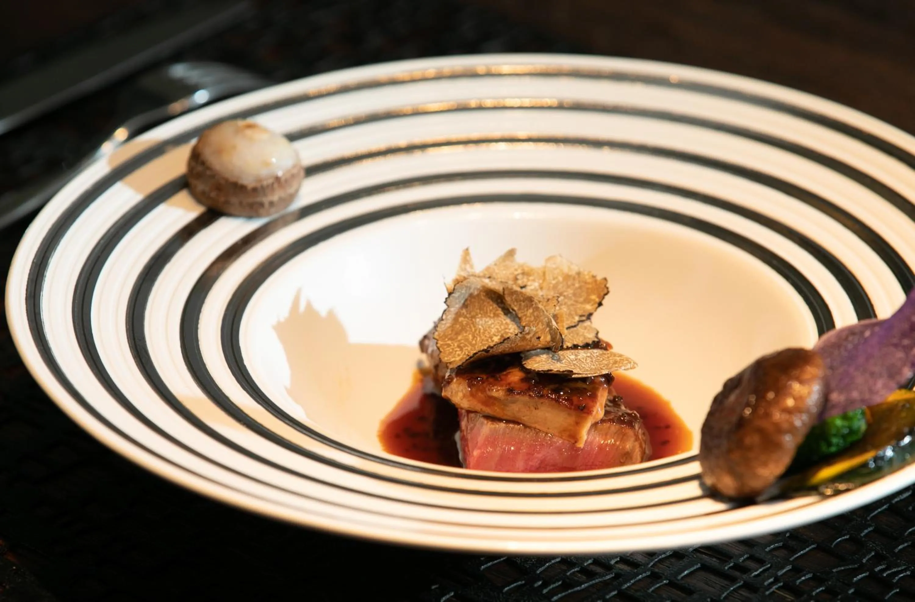 Restaurant/places to eat in Mayu Futahari