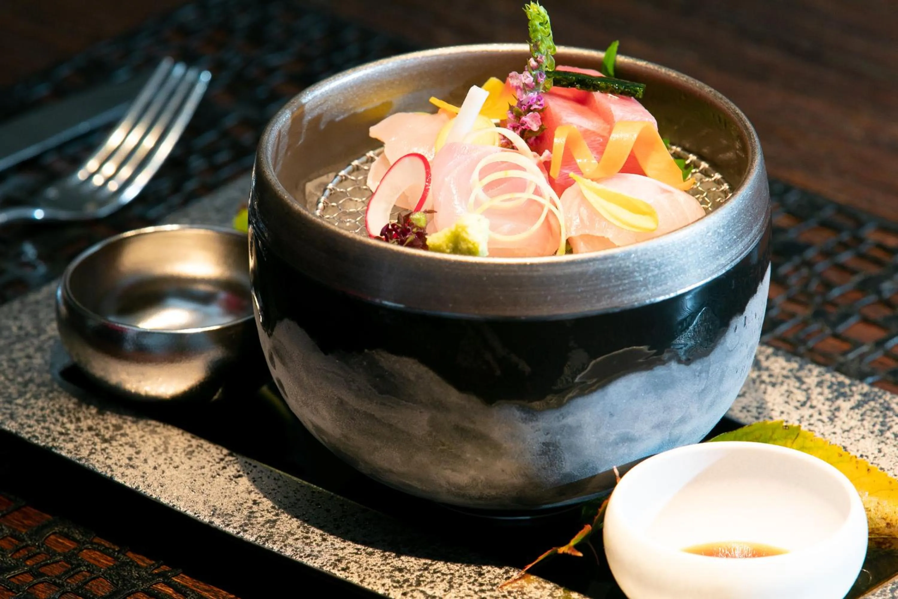 Restaurant/places to eat in Mayu Futahari