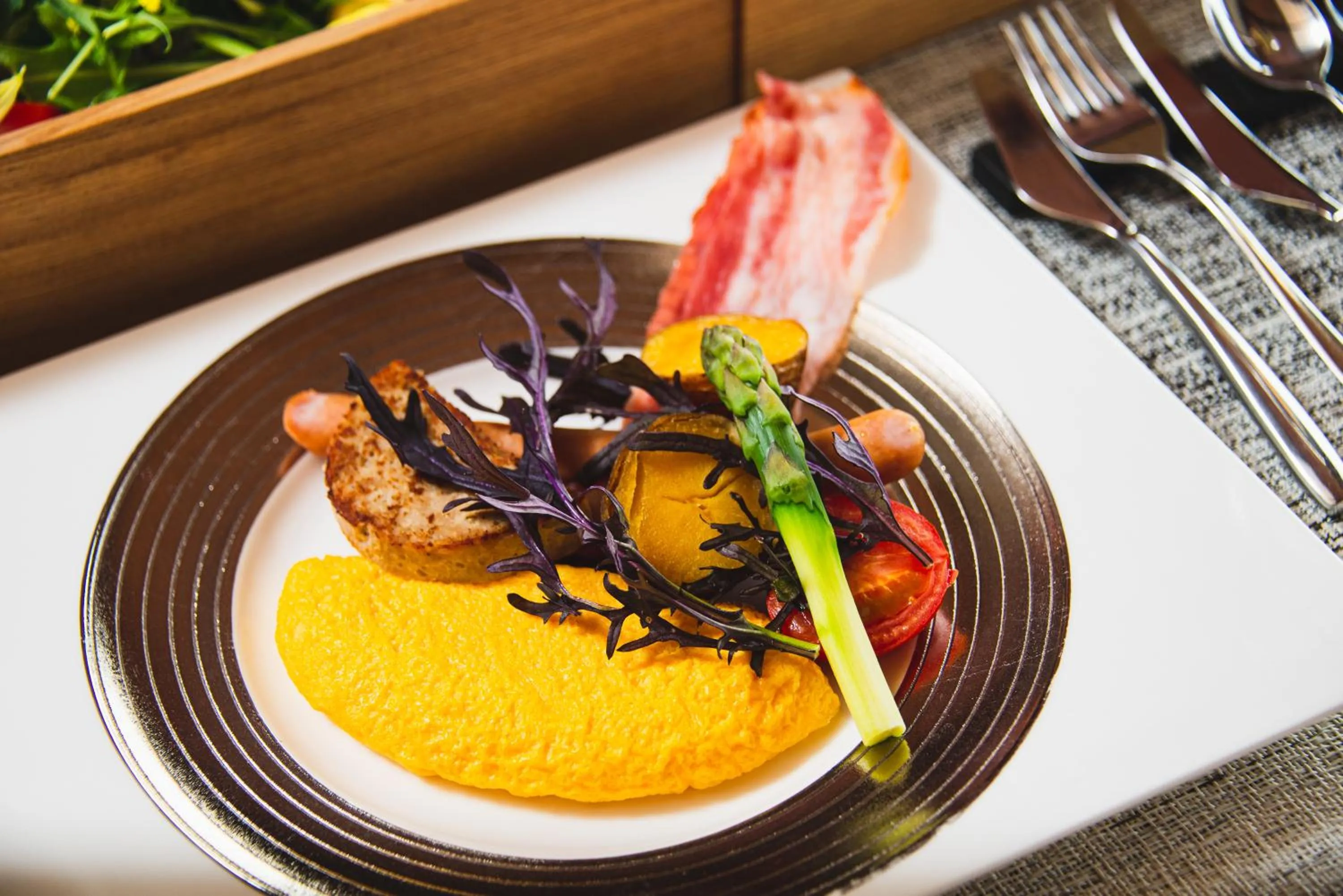 Restaurant/places to eat in Mayu Futahari