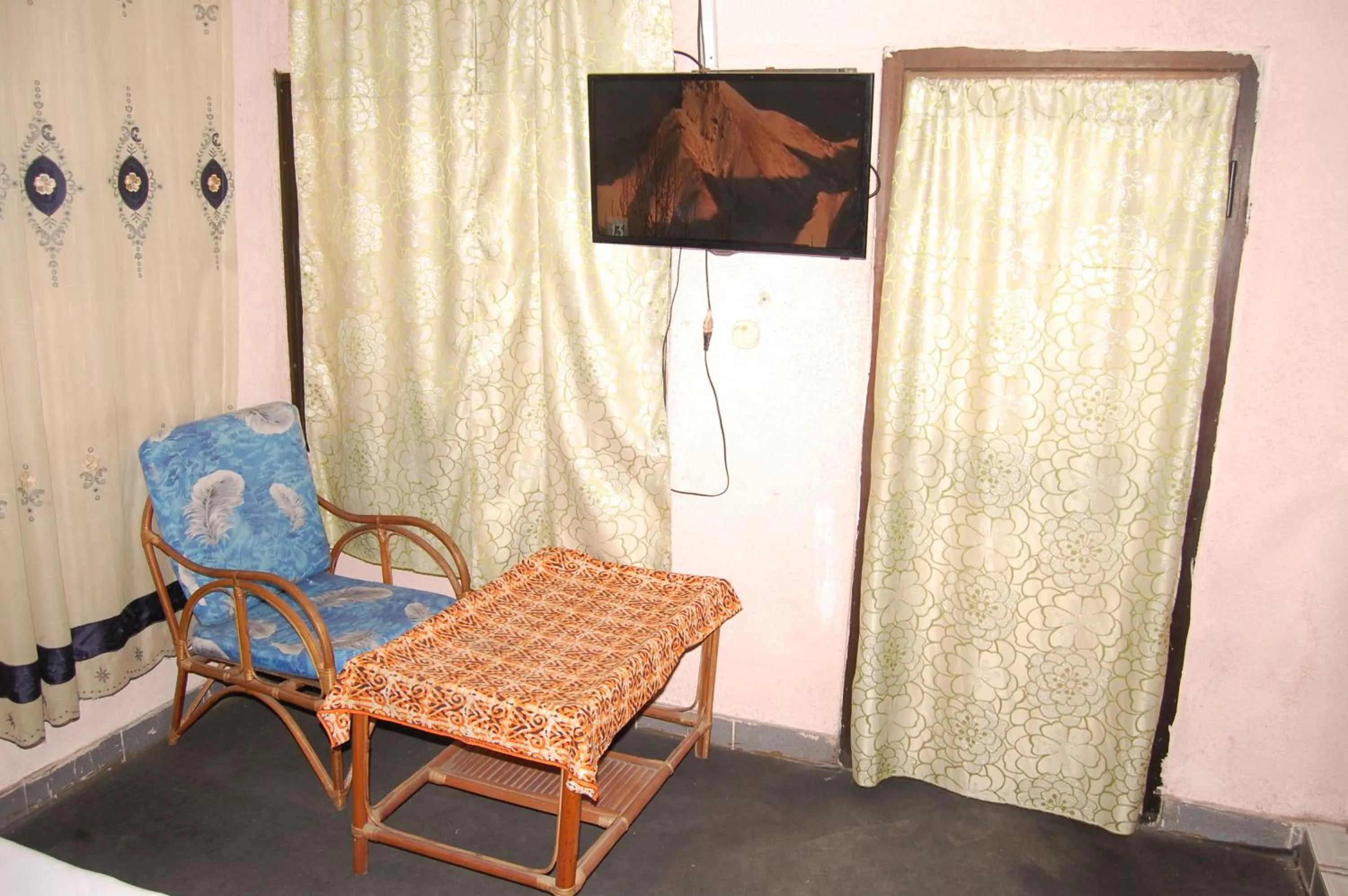 Seating area in Benin Hotel Terminus