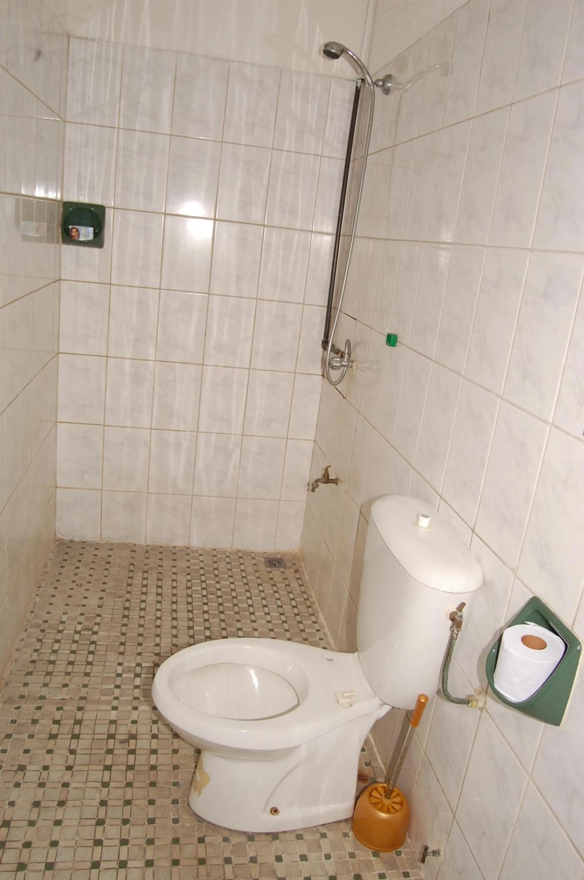 Bathroom in Benin Hotel Terminus
