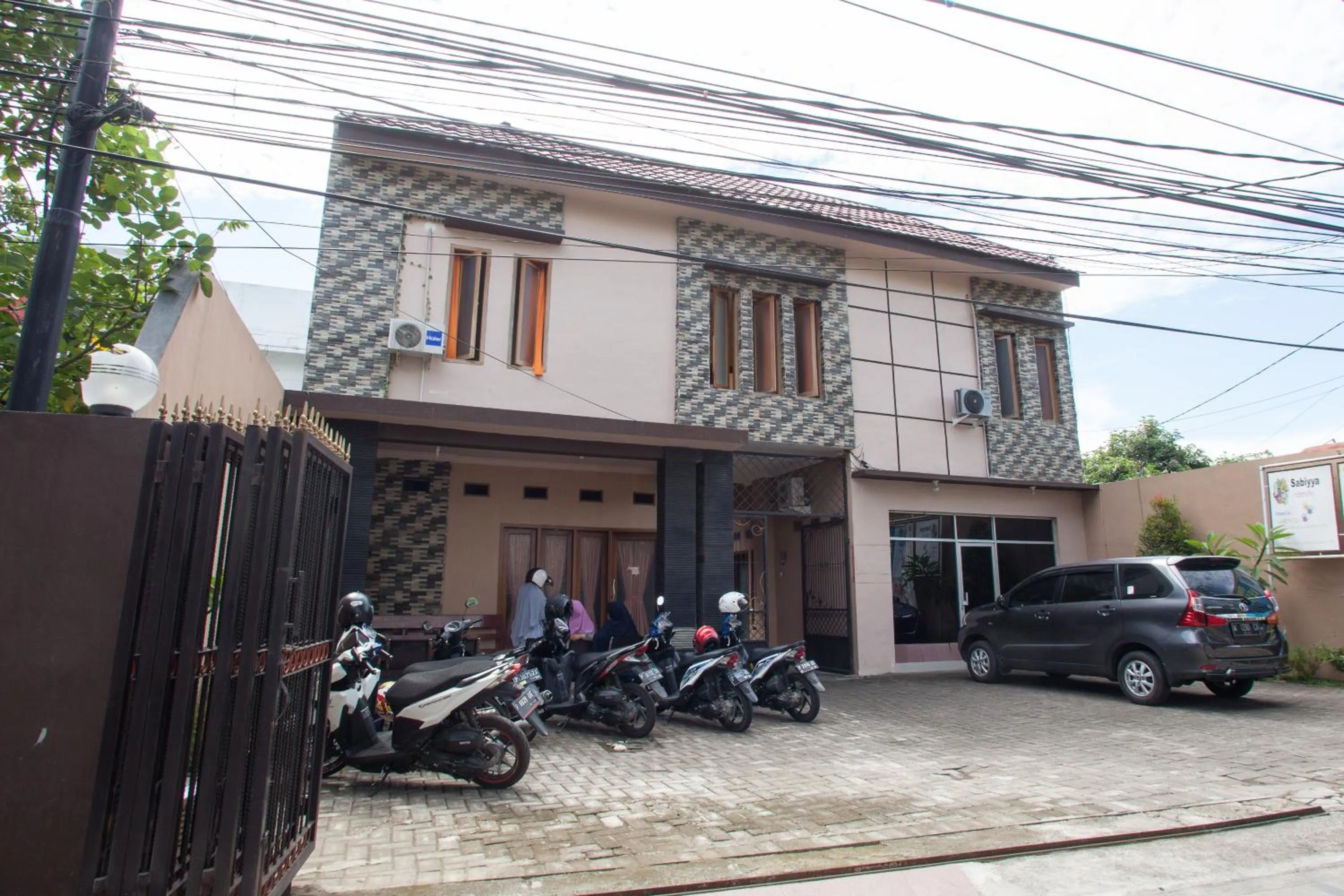 Property building in RedDoorz Syariah near UNTAG Banyuwangi