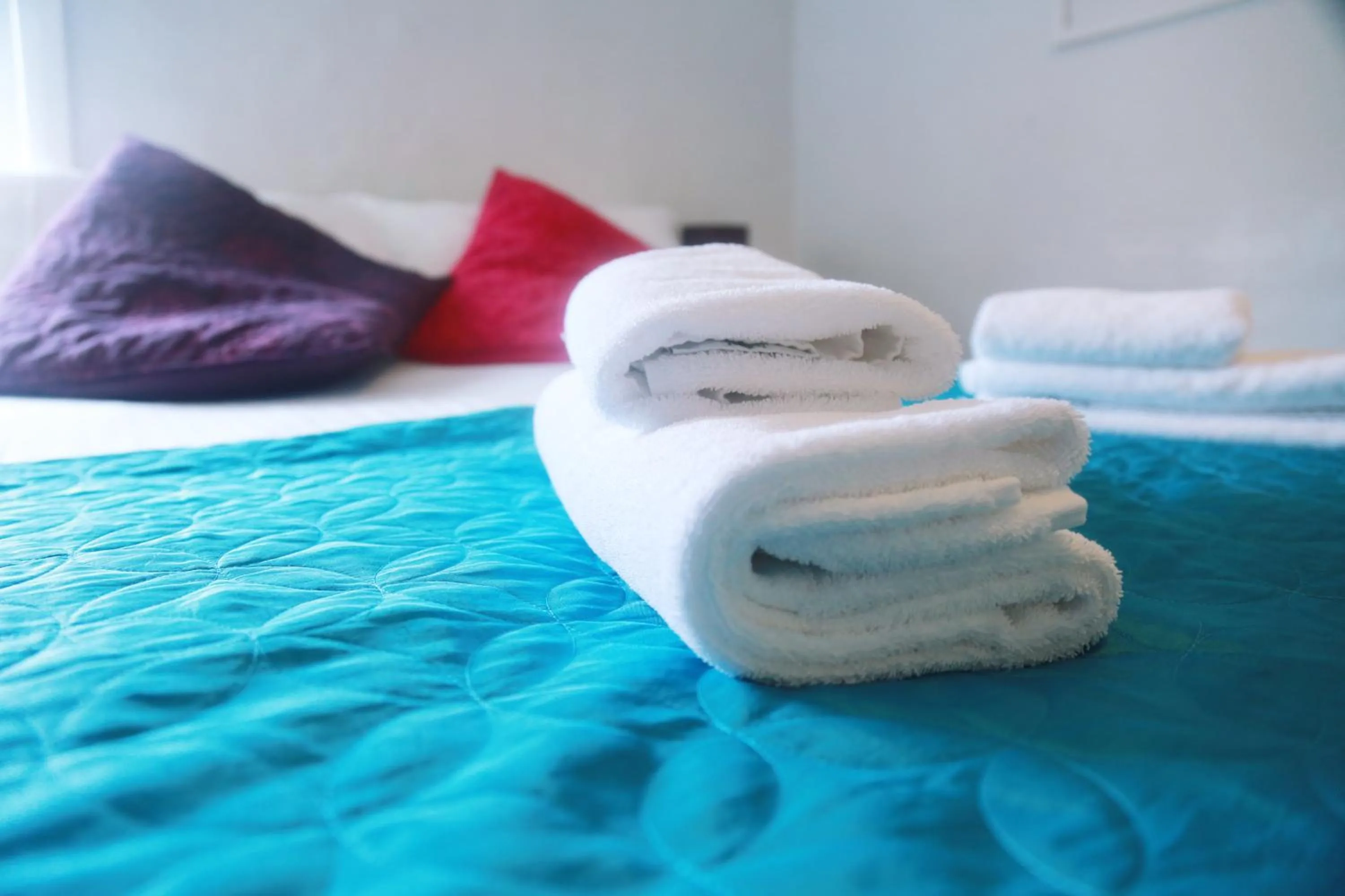 Bed in Motel Schmotel