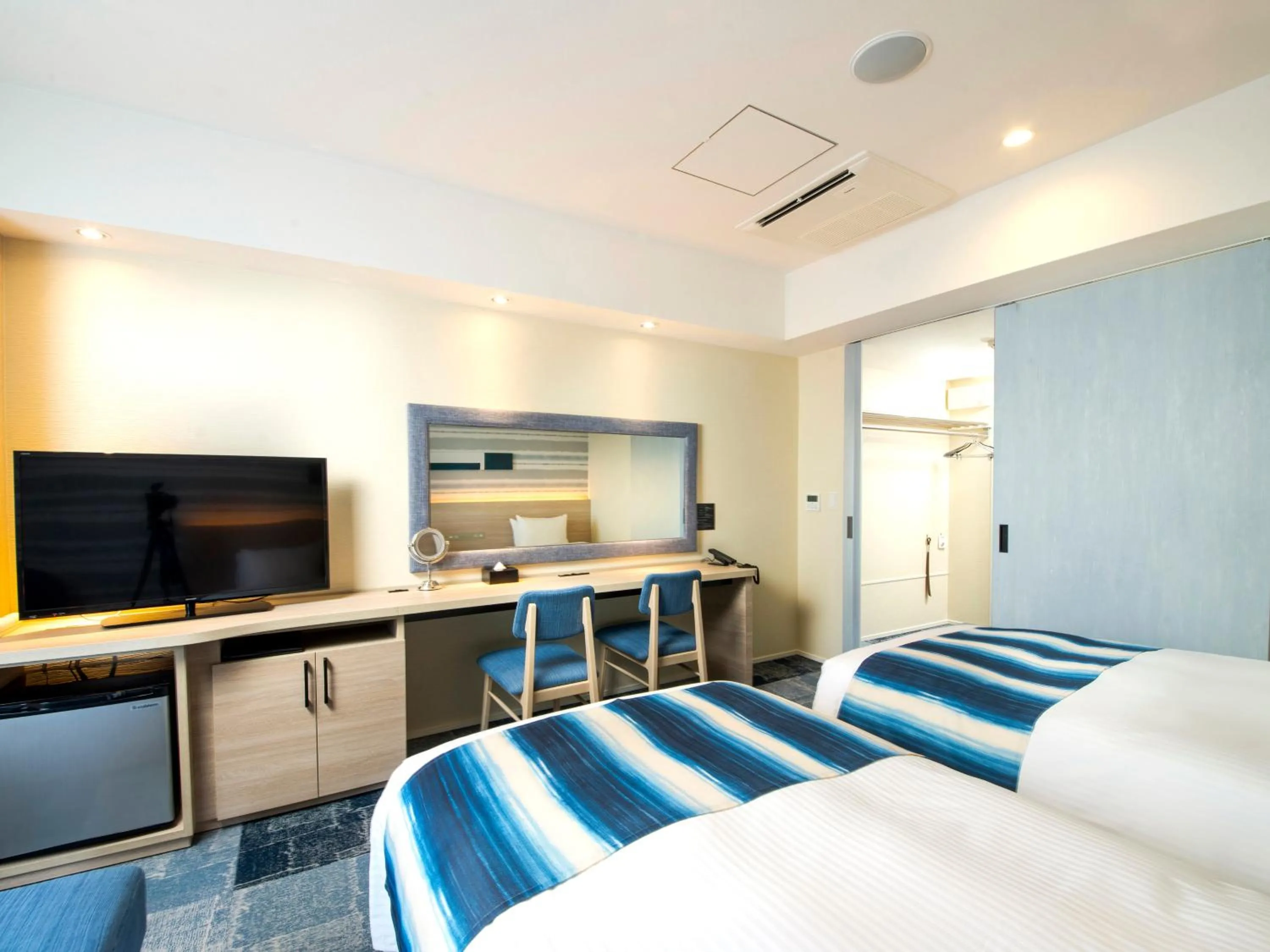 TV and multimedia, Bed in Hotel Torifito Naha Asahibashi