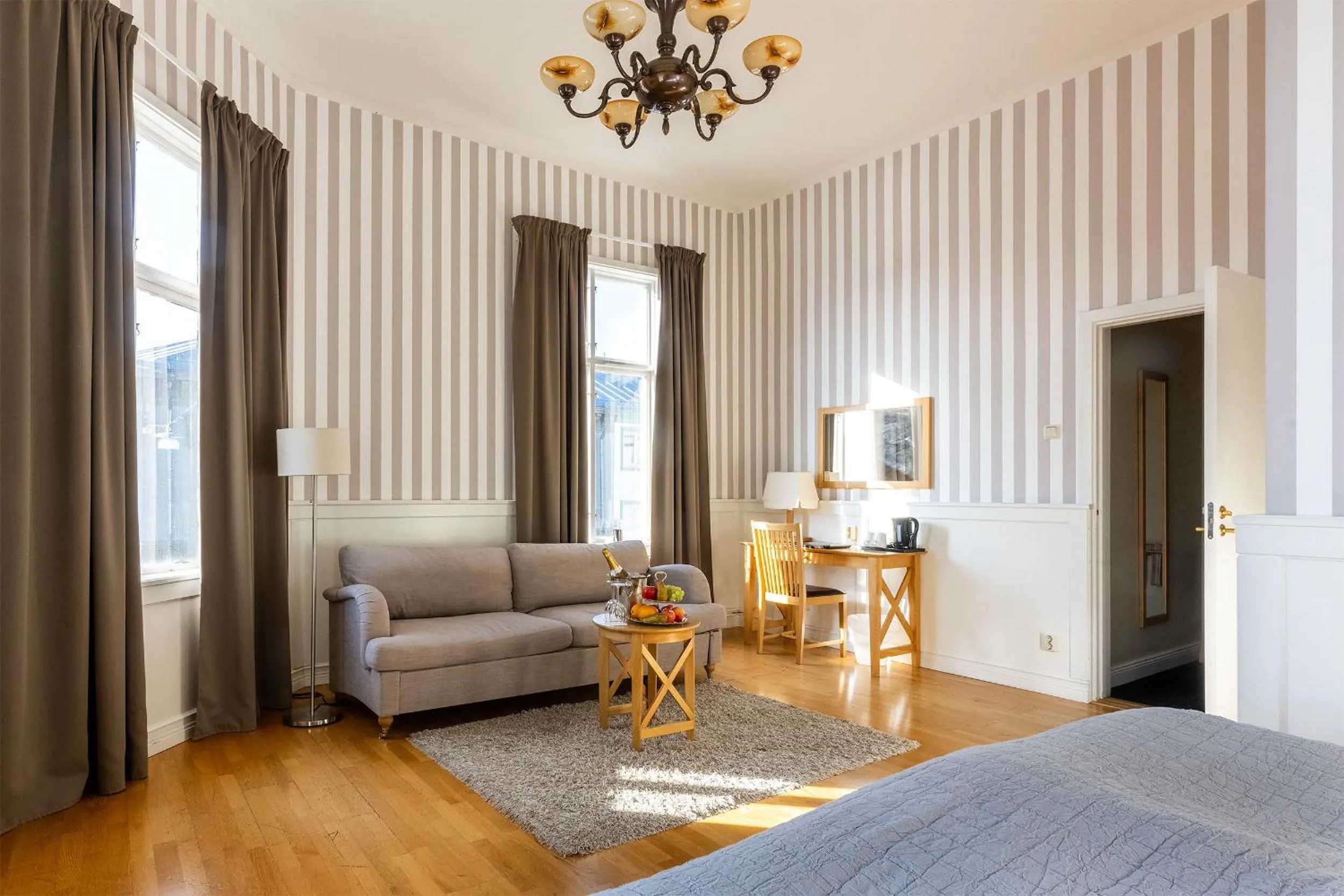 Property building, Bed in Hotel Statt Söderhamn by First Hotels