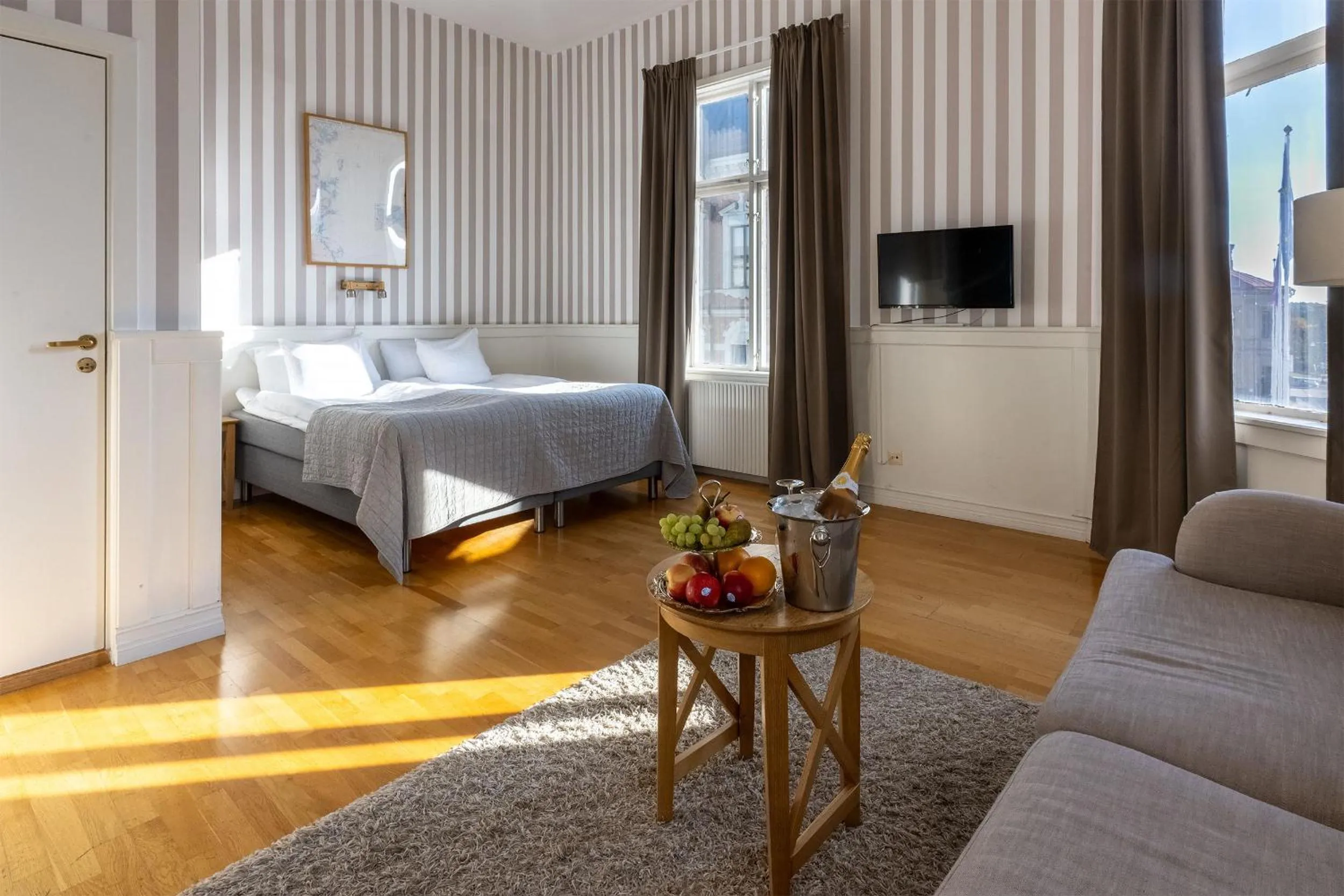 Property building, Bed in Hotel Statt Söderhamn by First Hotels