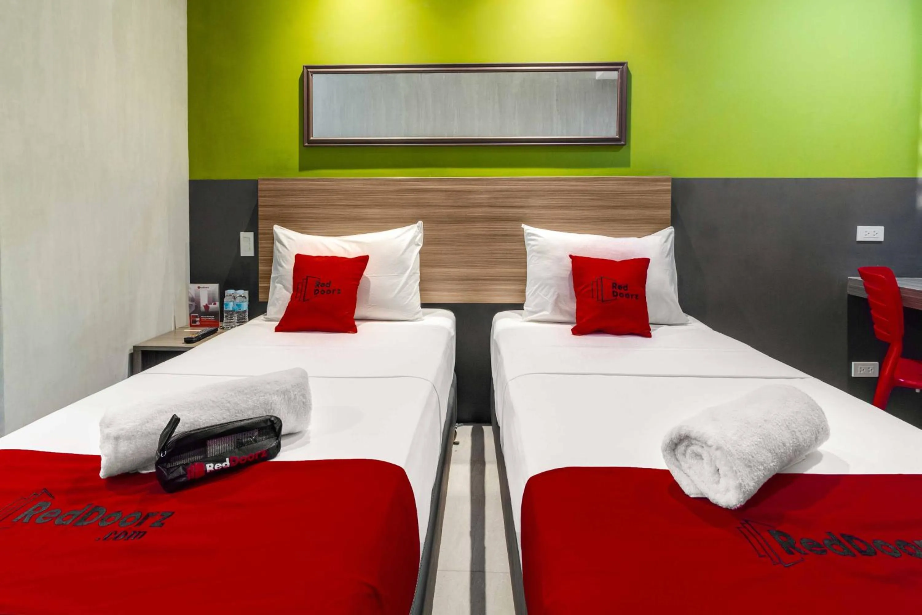 Bed in RedDoorz Plus @ Jones Avenue Cebu