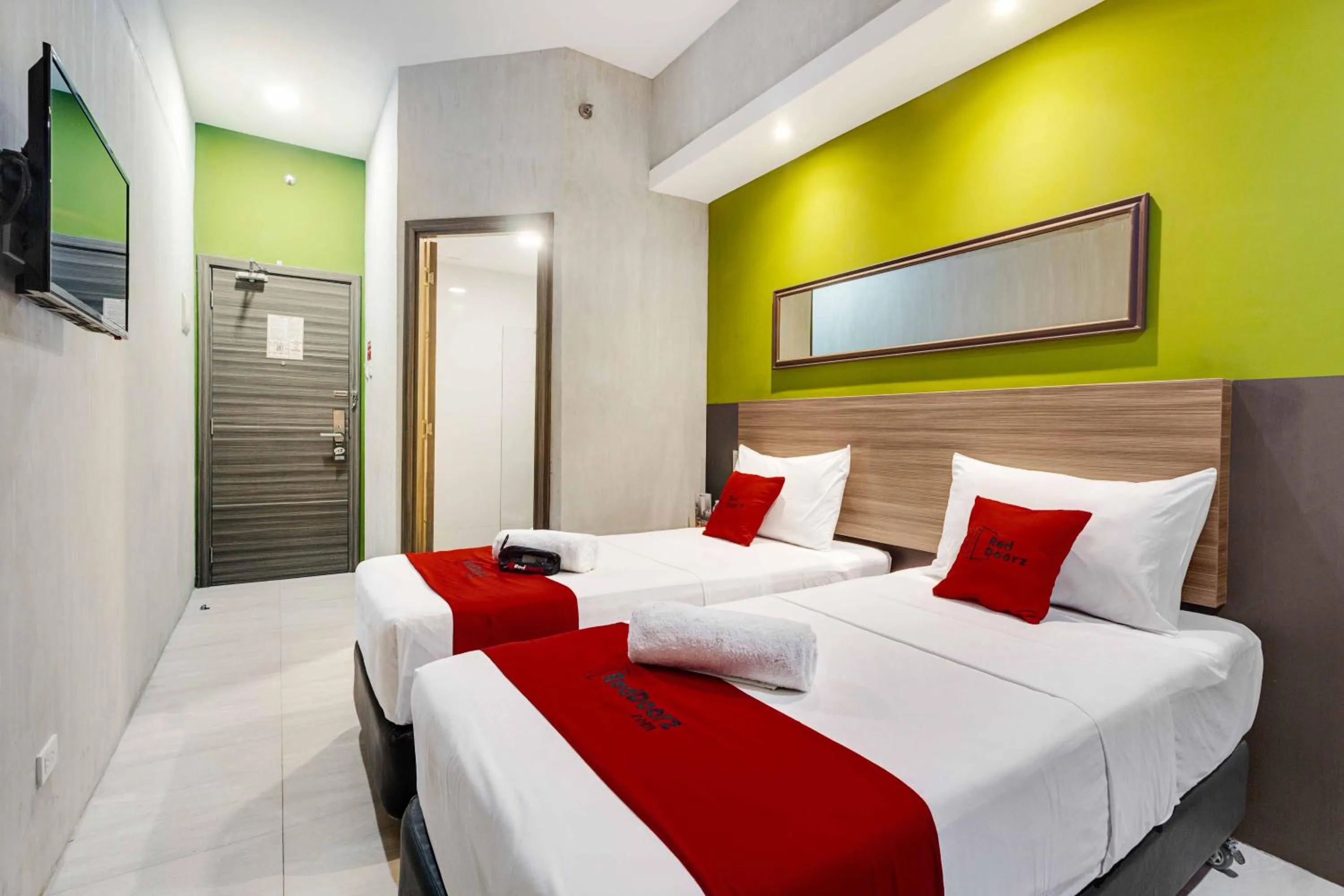 Bed in RedDoorz Plus @ Jones Avenue Cebu