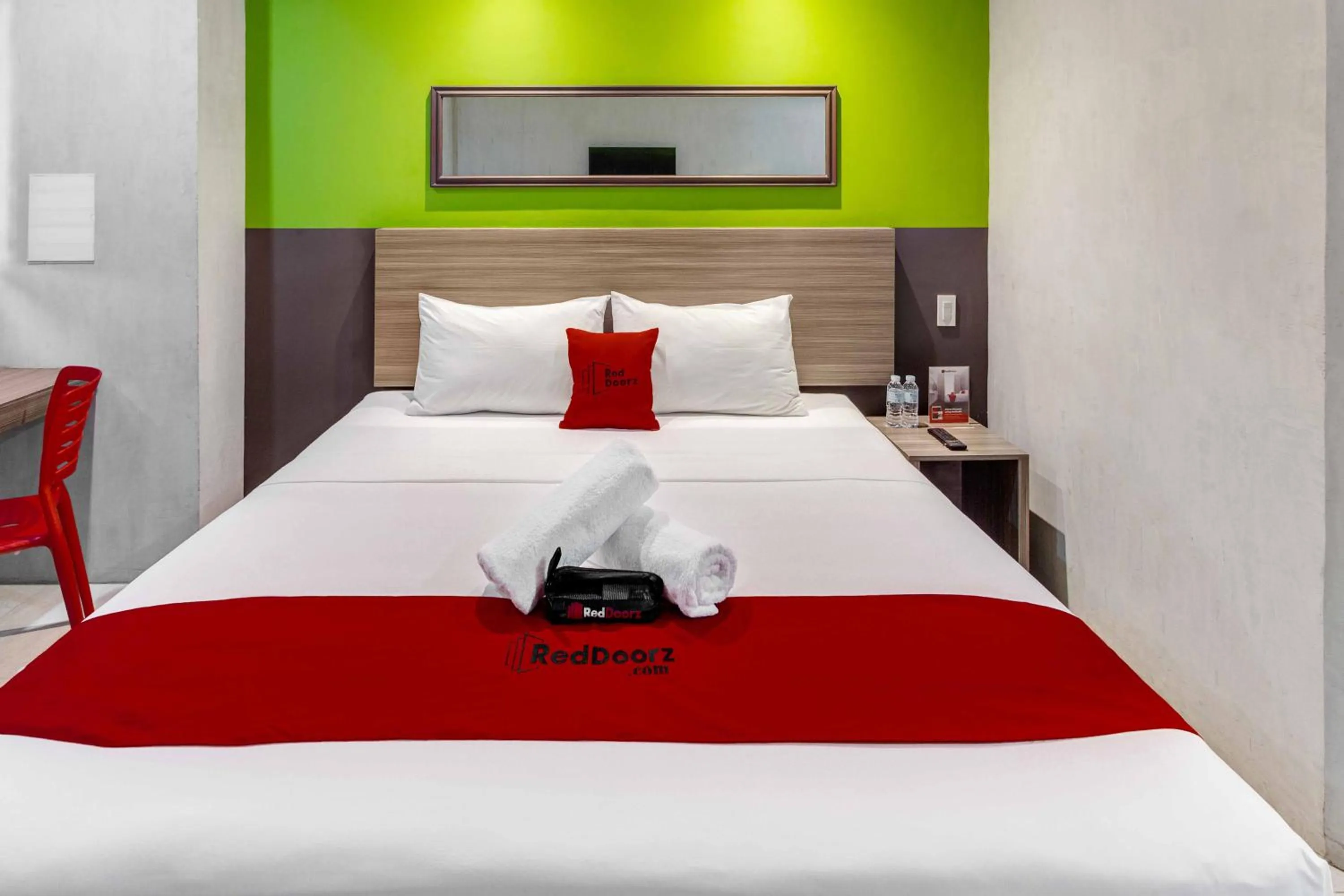 Bed in RedDoorz Plus @ Jones Avenue Cebu