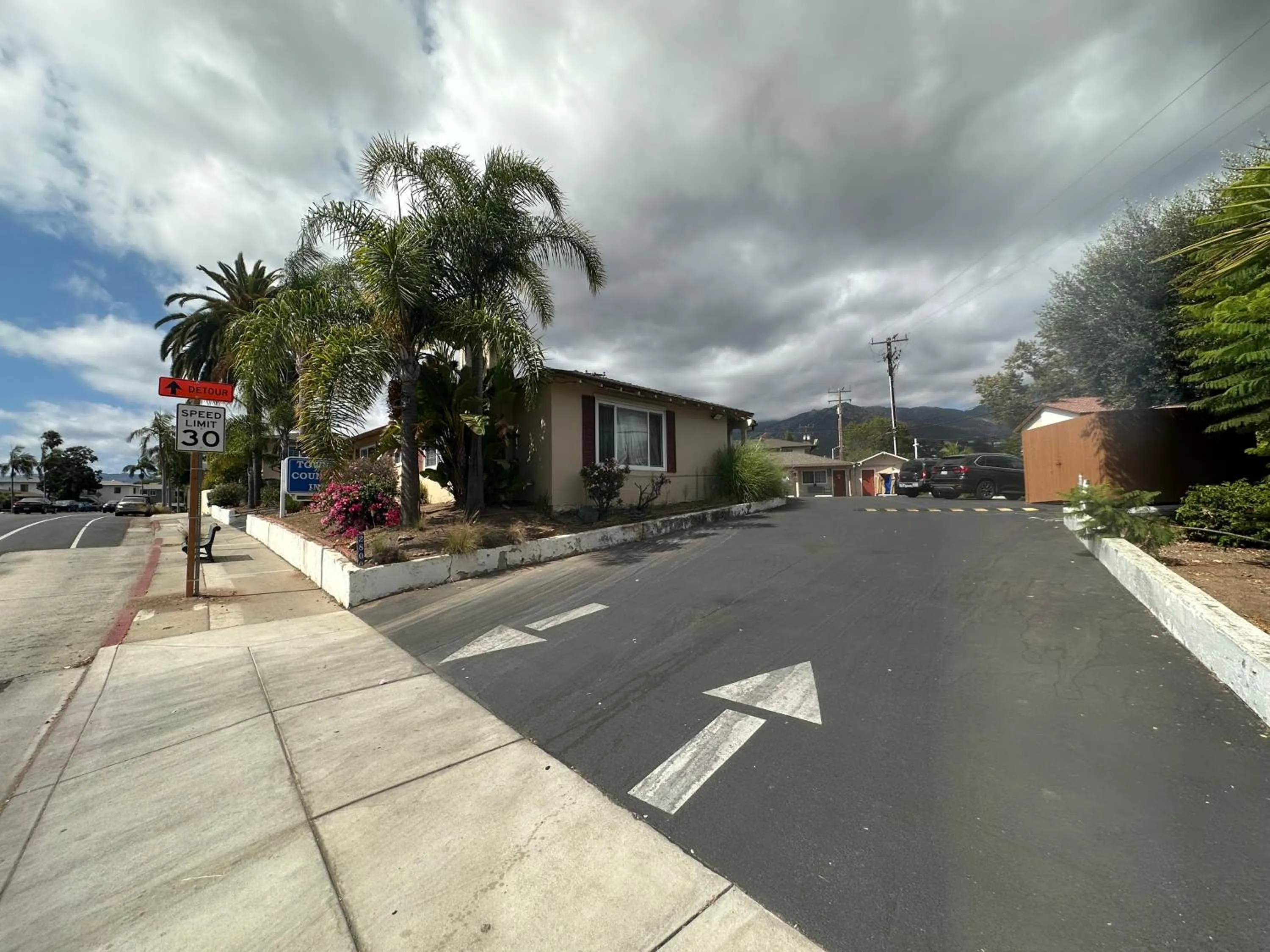 Town and Country Inn