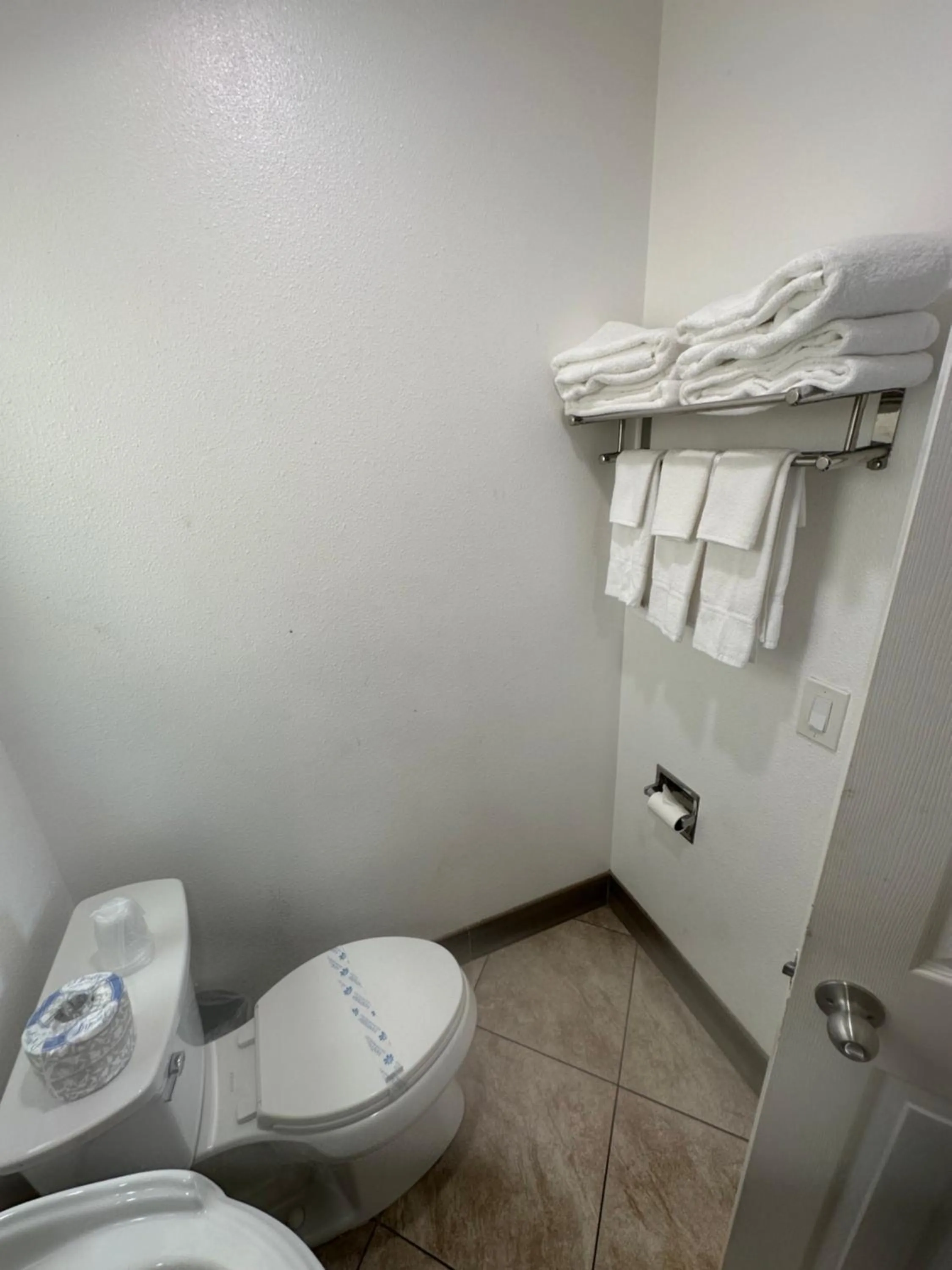 Town and Country Inn