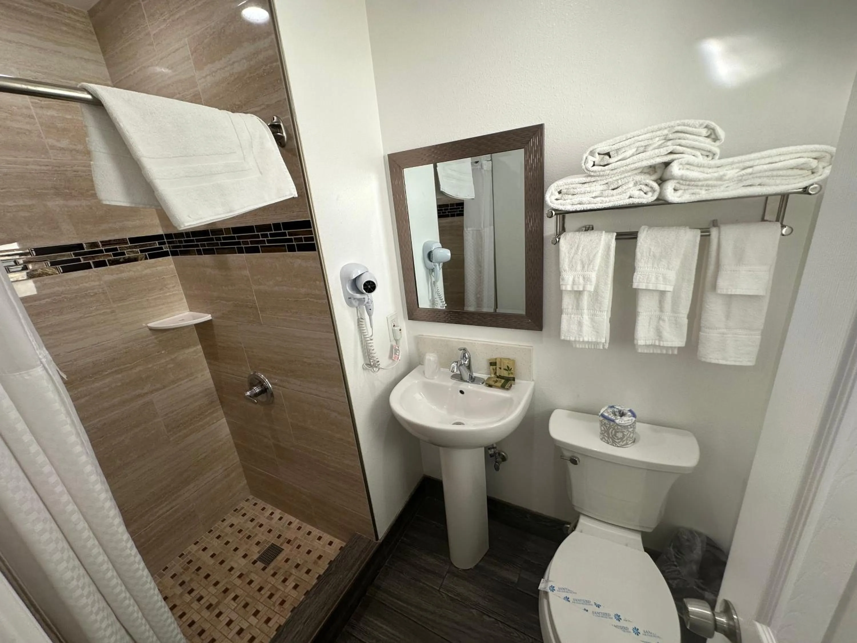 Town and Country Inn