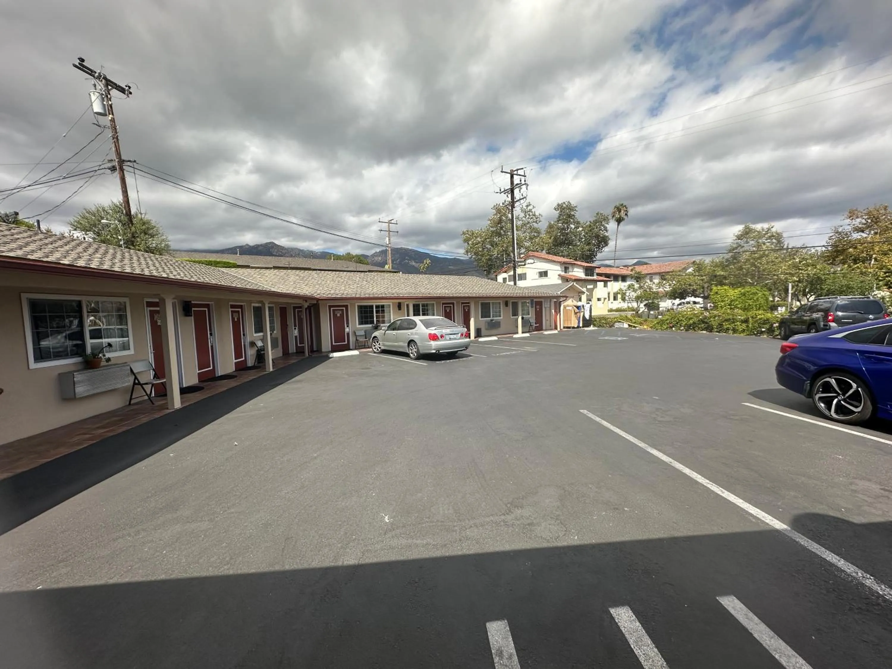 Town and Country Inn