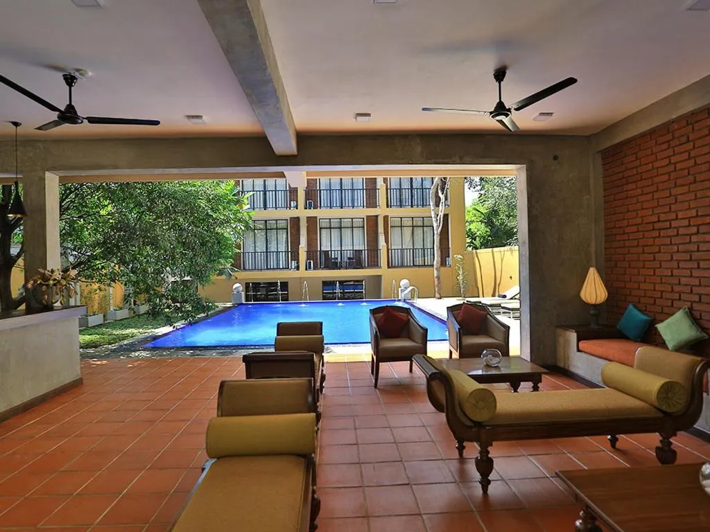 ROYAL KASHYAPA - Habarana