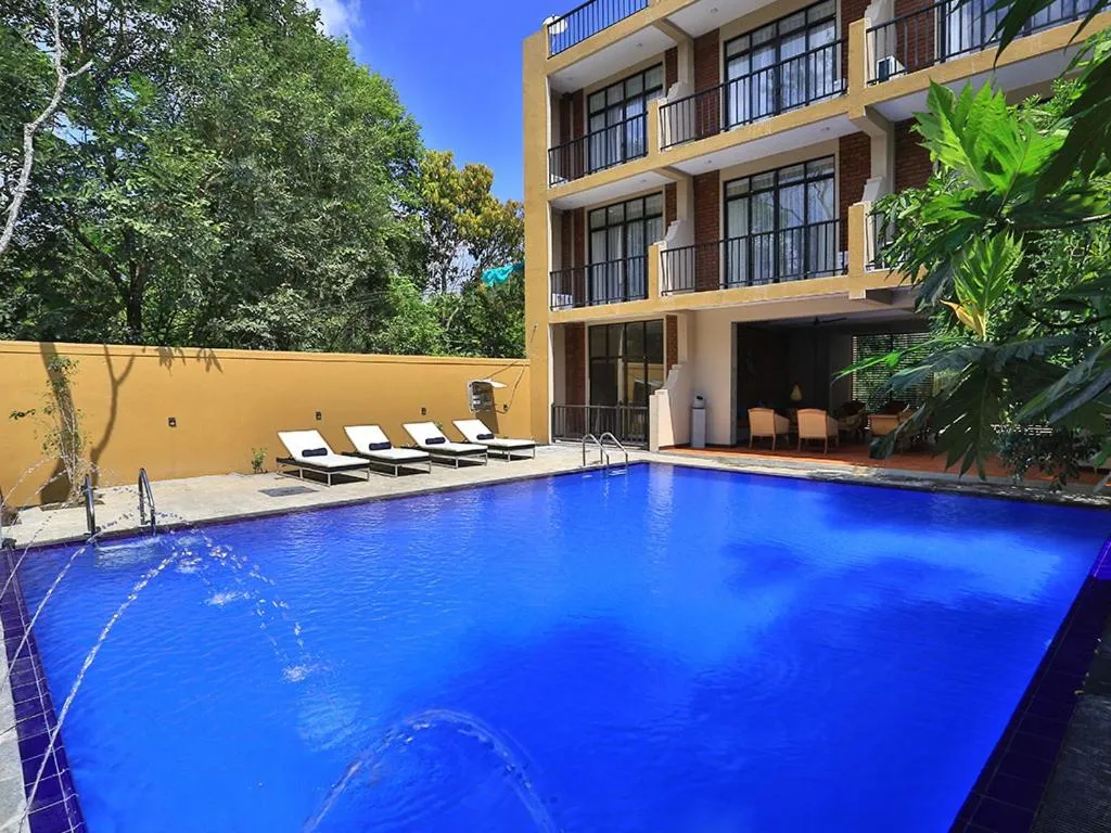 ROYAL KASHYAPA - Habarana