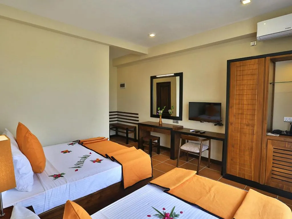 ROYAL KASHYAPA - Habarana