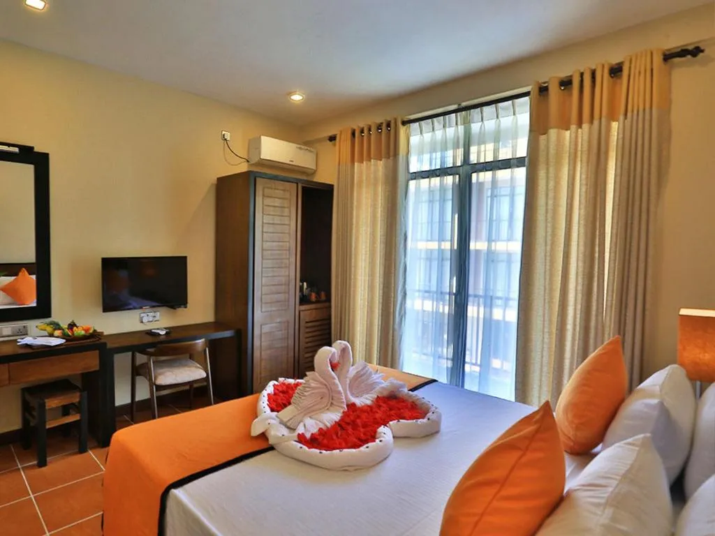 Bed in ROYAL KASHYAPA - Habarana