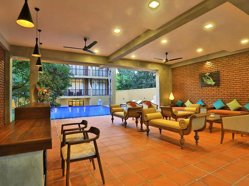 ROYAL KASHYAPA - Habarana