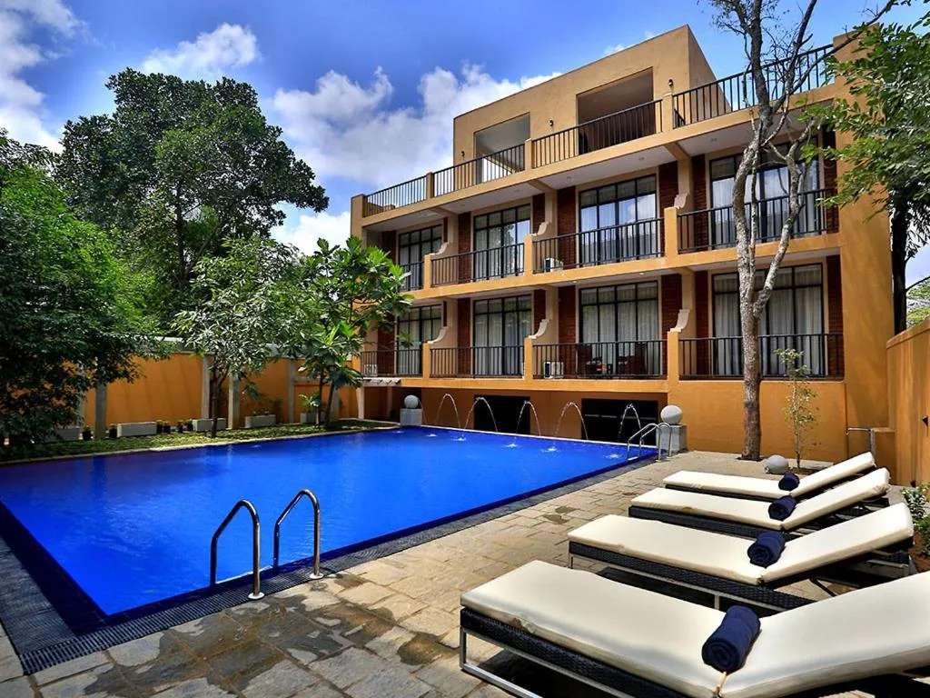 ROYAL KASHYAPA - Habarana