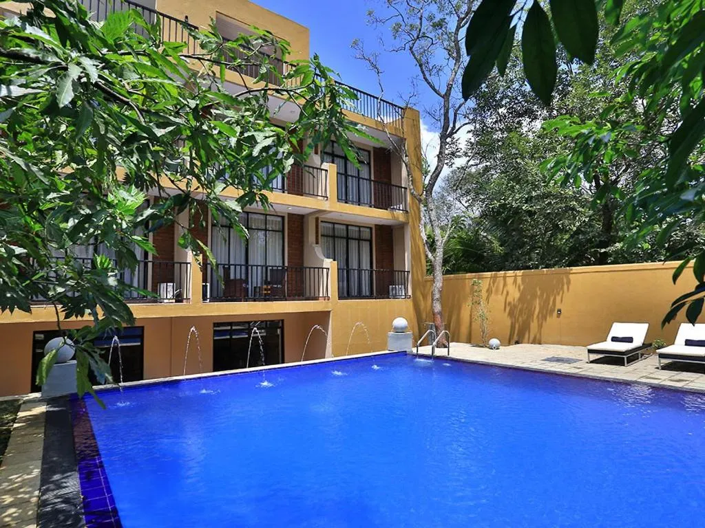 ROYAL KASHYAPA - Habarana