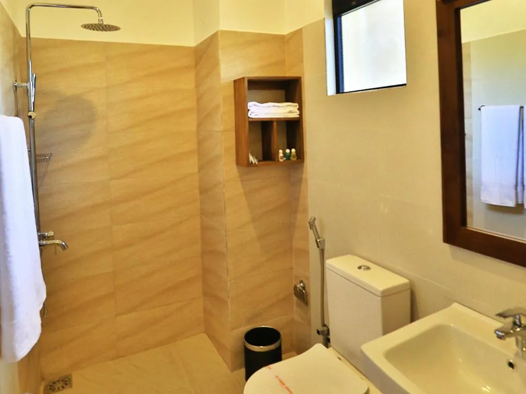 ROYAL KASHYAPA - Habarana