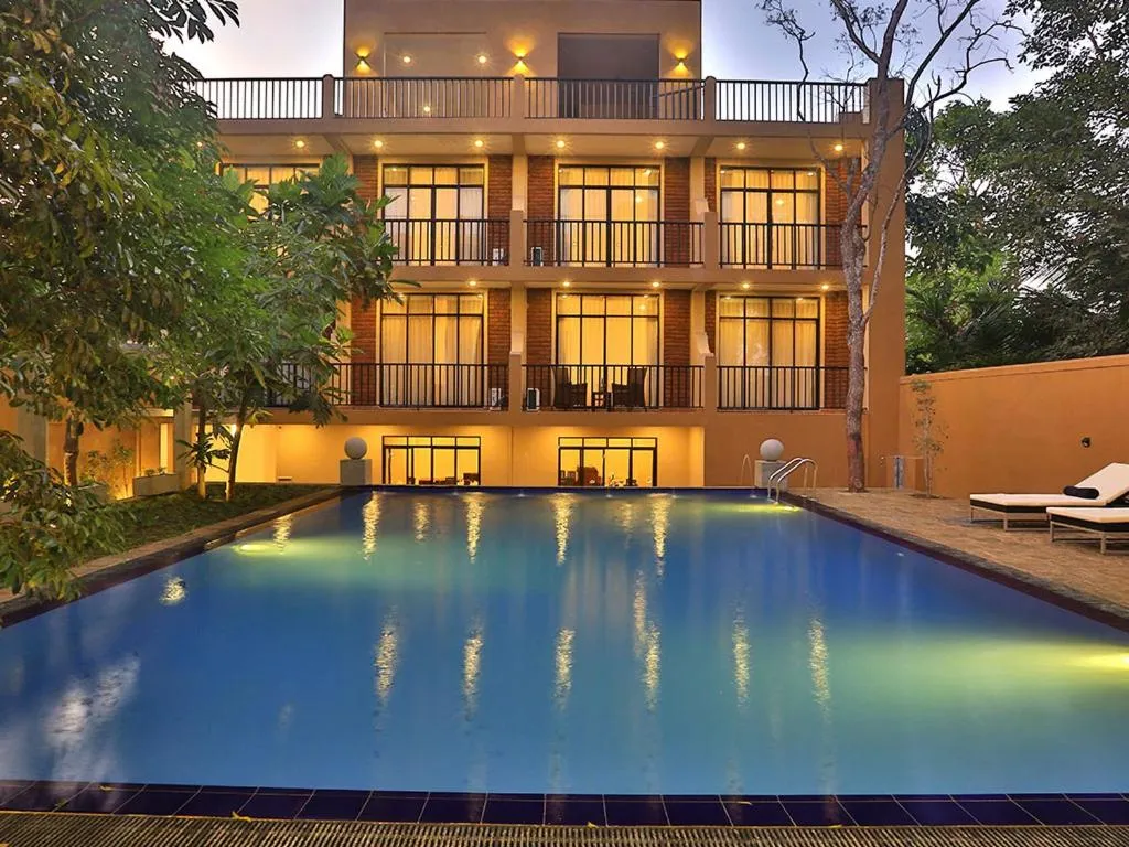 ROYAL KASHYAPA - Habarana