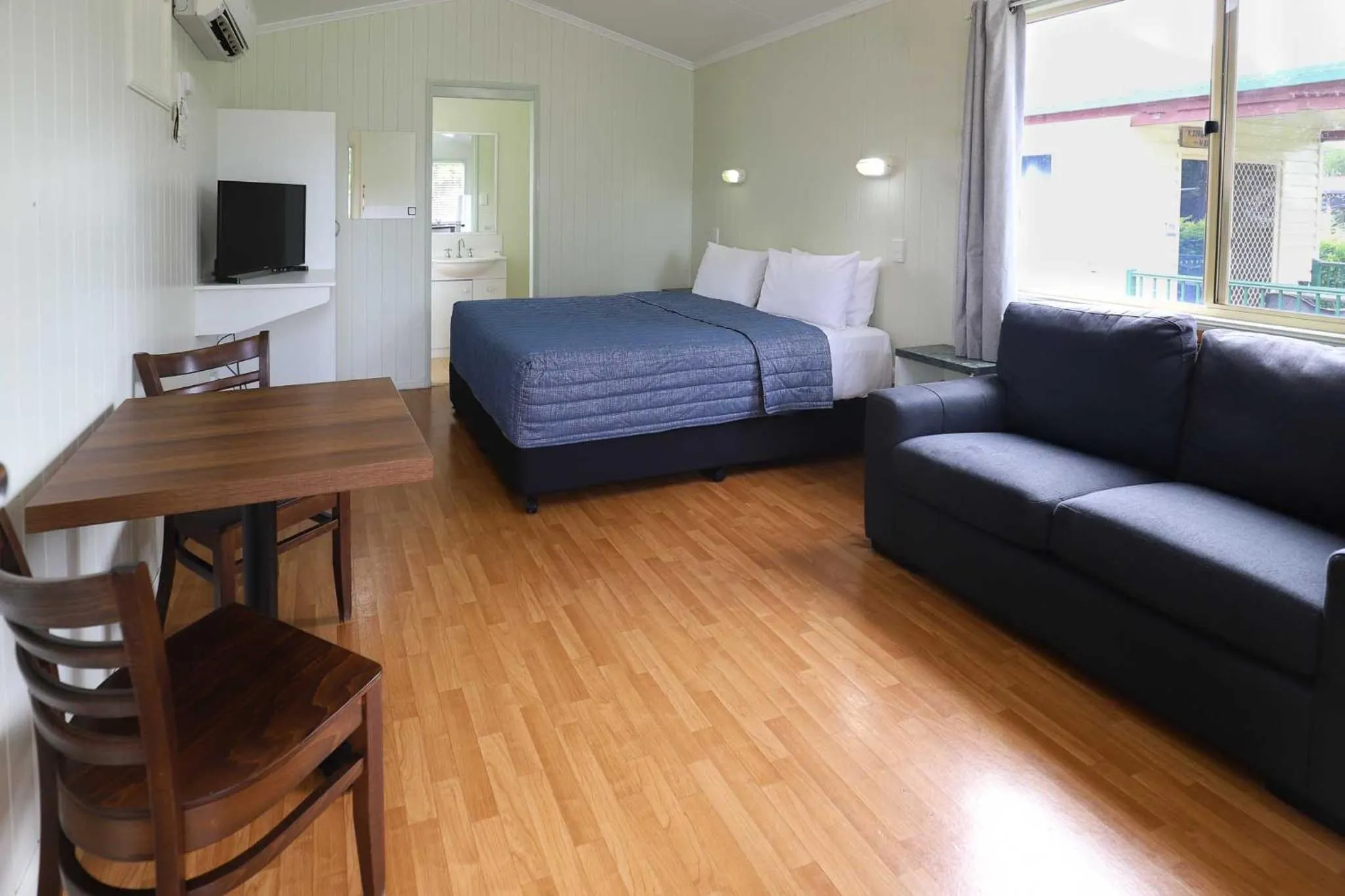 Bed in Kingaroy Holiday Park