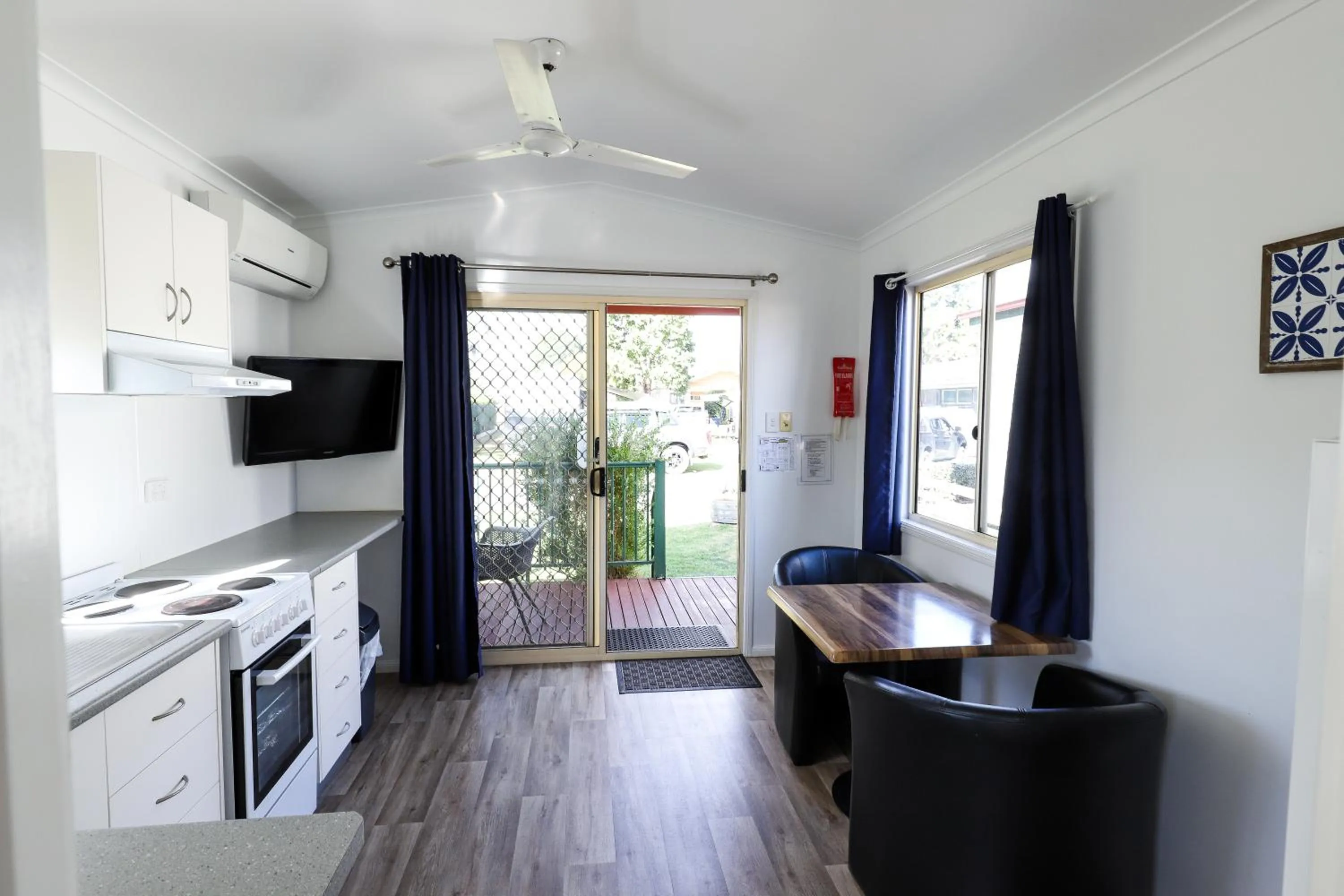 Kitchen or kitchenette in Kingaroy Holiday Park