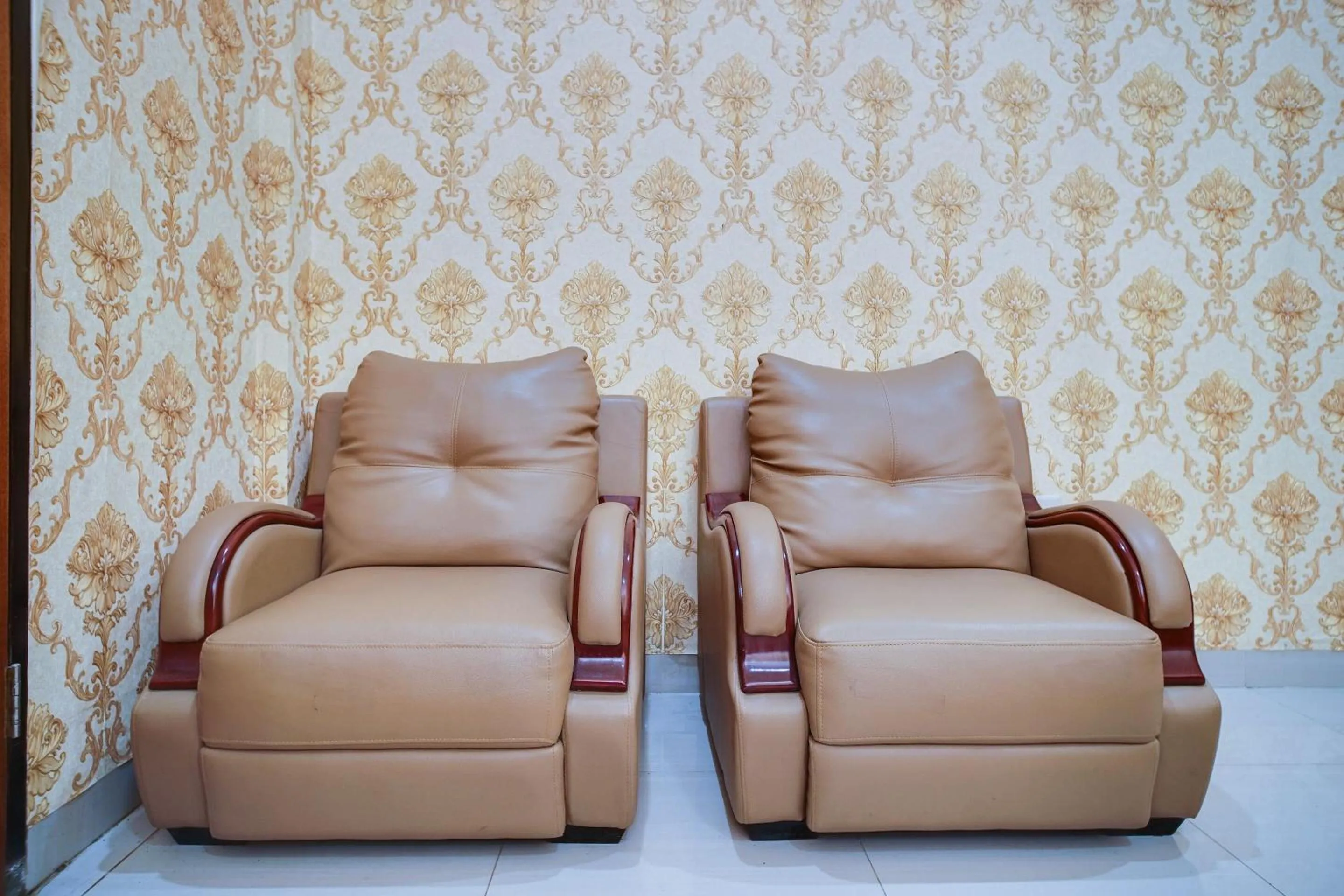 Bedroom in Capital O 540 Esther Hotel