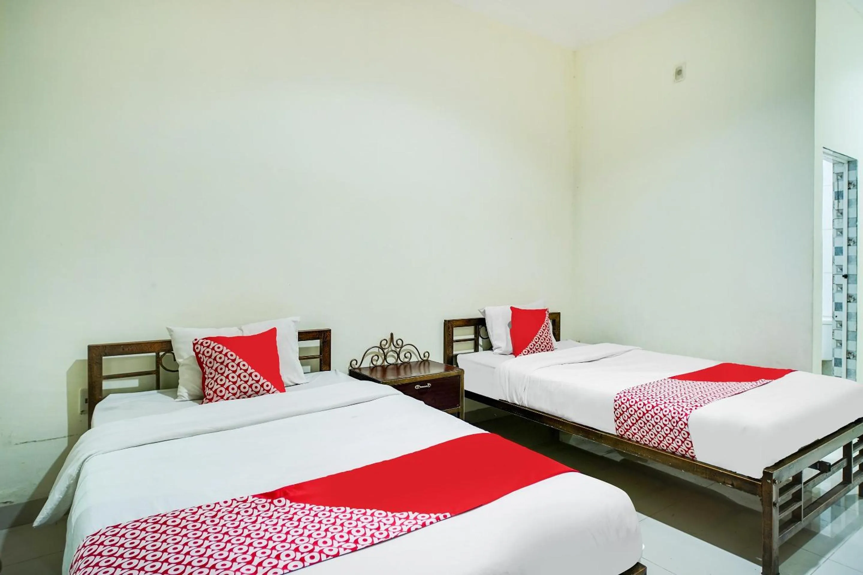 Bedroom in Capital O 540 Esther Hotel