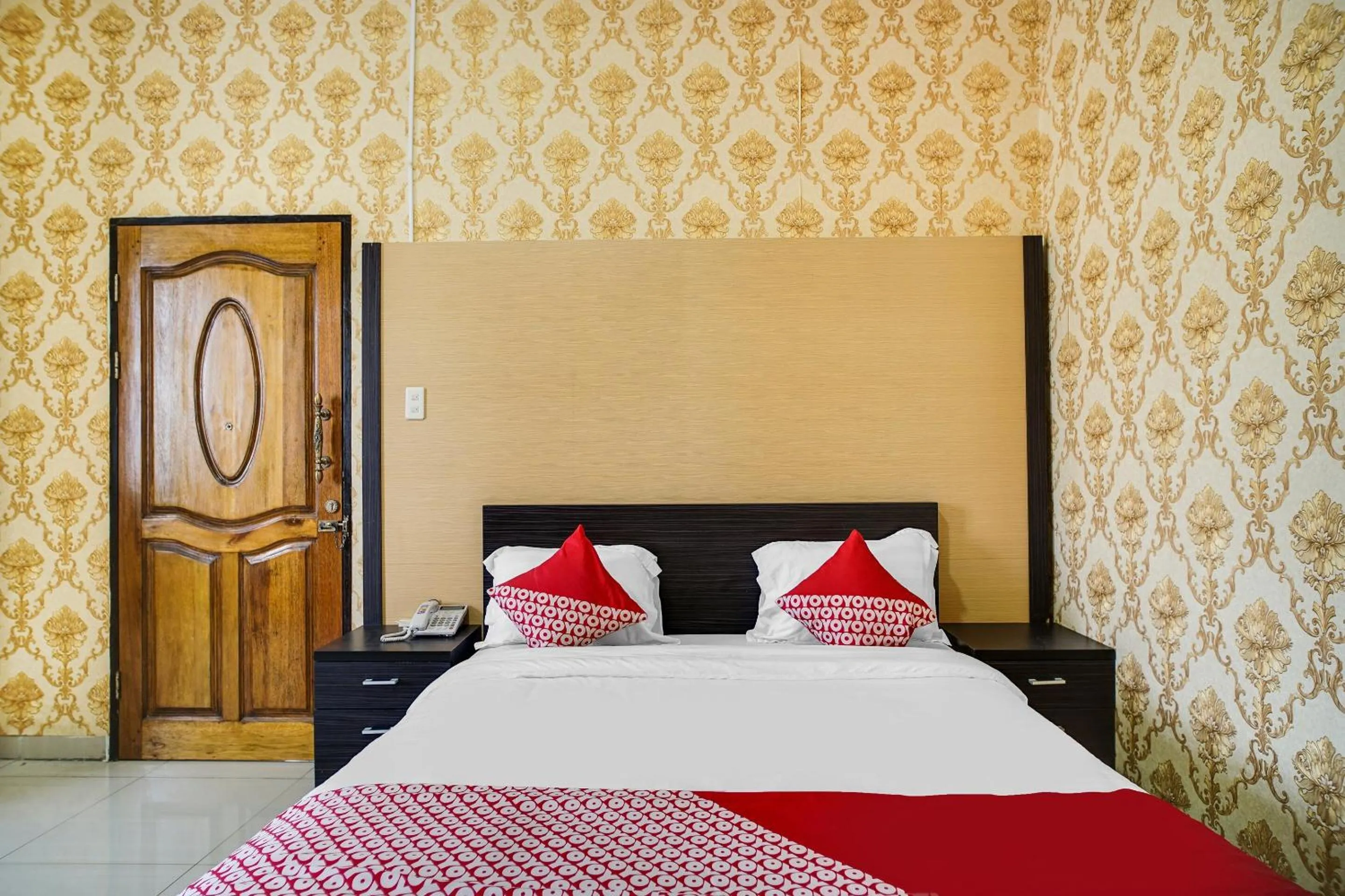 Bedroom in Capital O 540 Esther Hotel