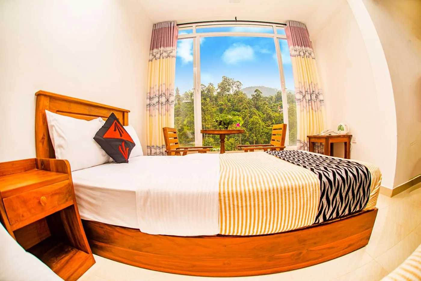 Bedroom, Bed in Top Mountain Resort