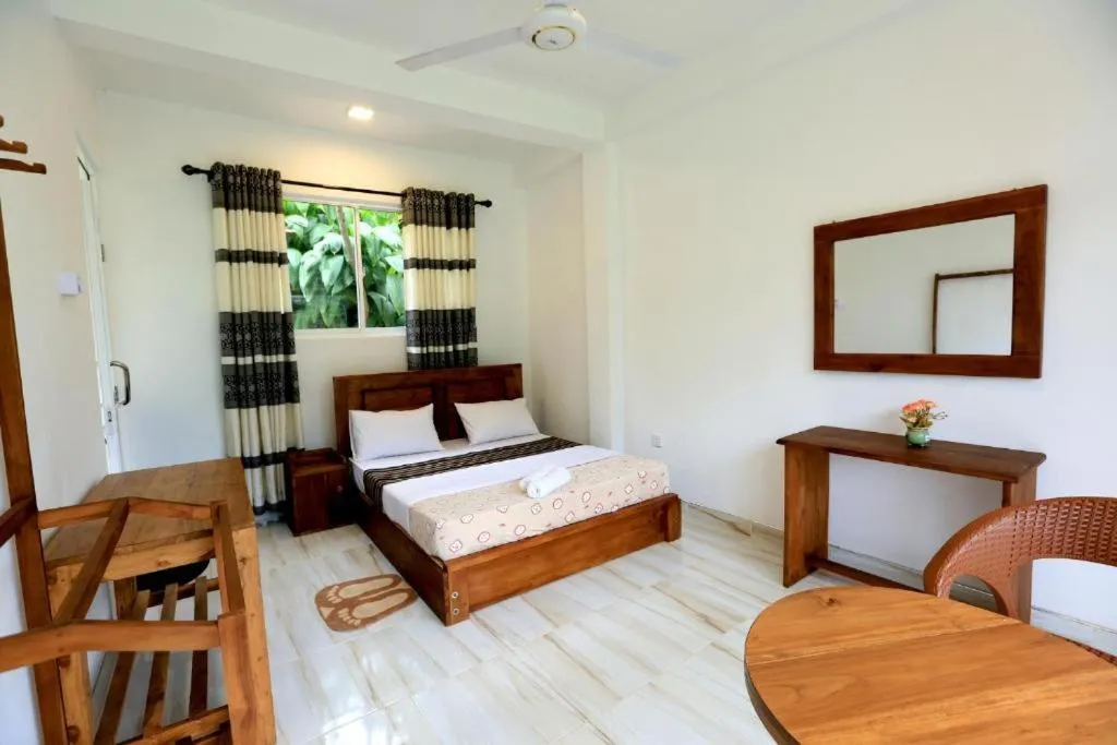 Bedroom, Bed in Top Mountain Resort