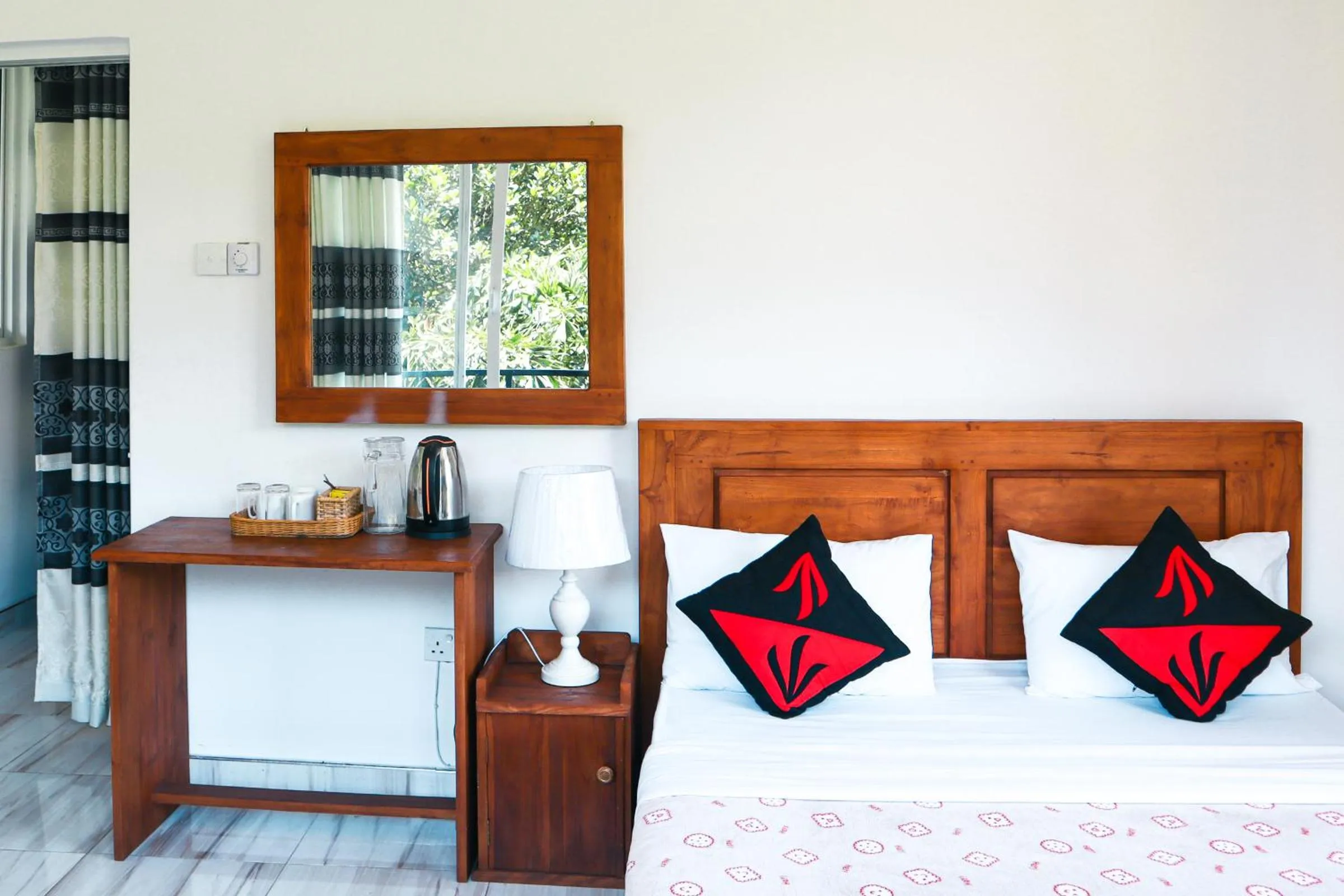 Coffee/tea facilities, Bed in Top Mountain Resort