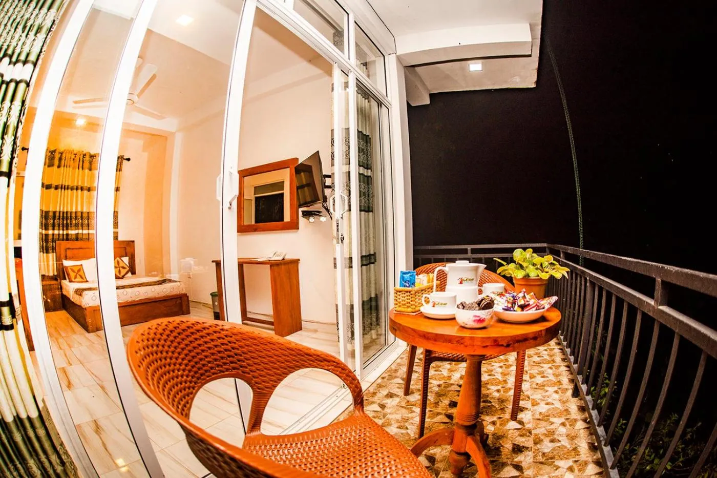 Food and drinks in Top Mountain Resort