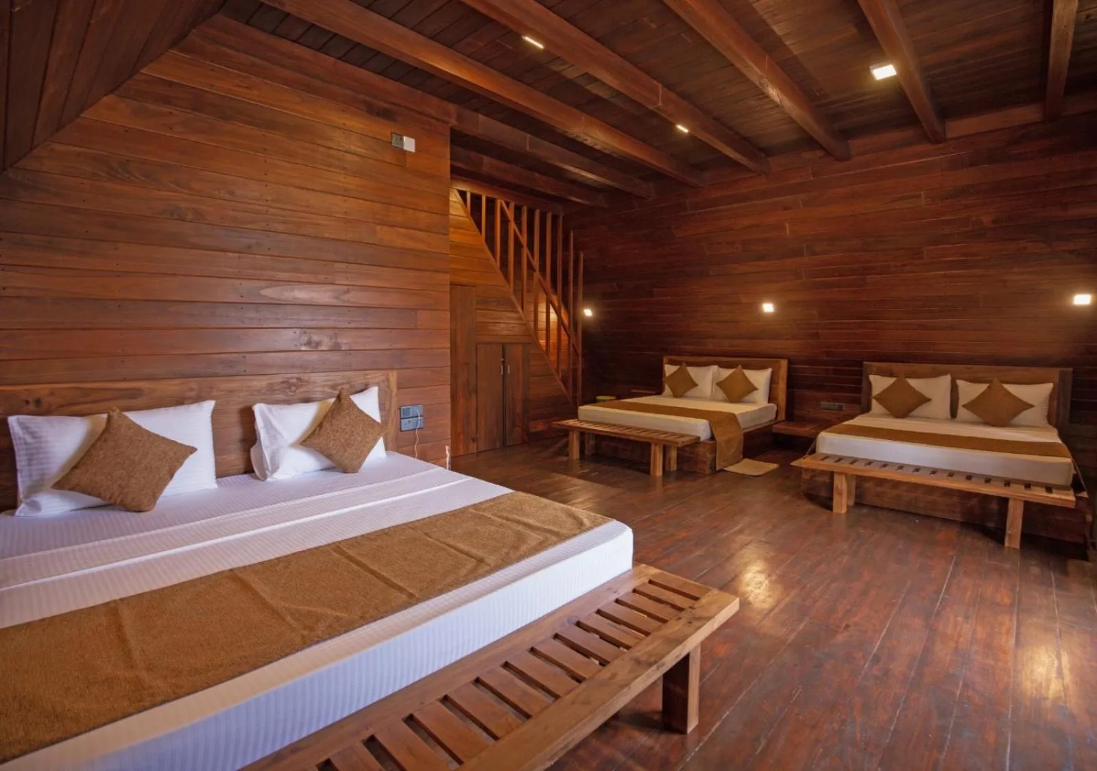Bedroom, Bed in Top Mountain Resort