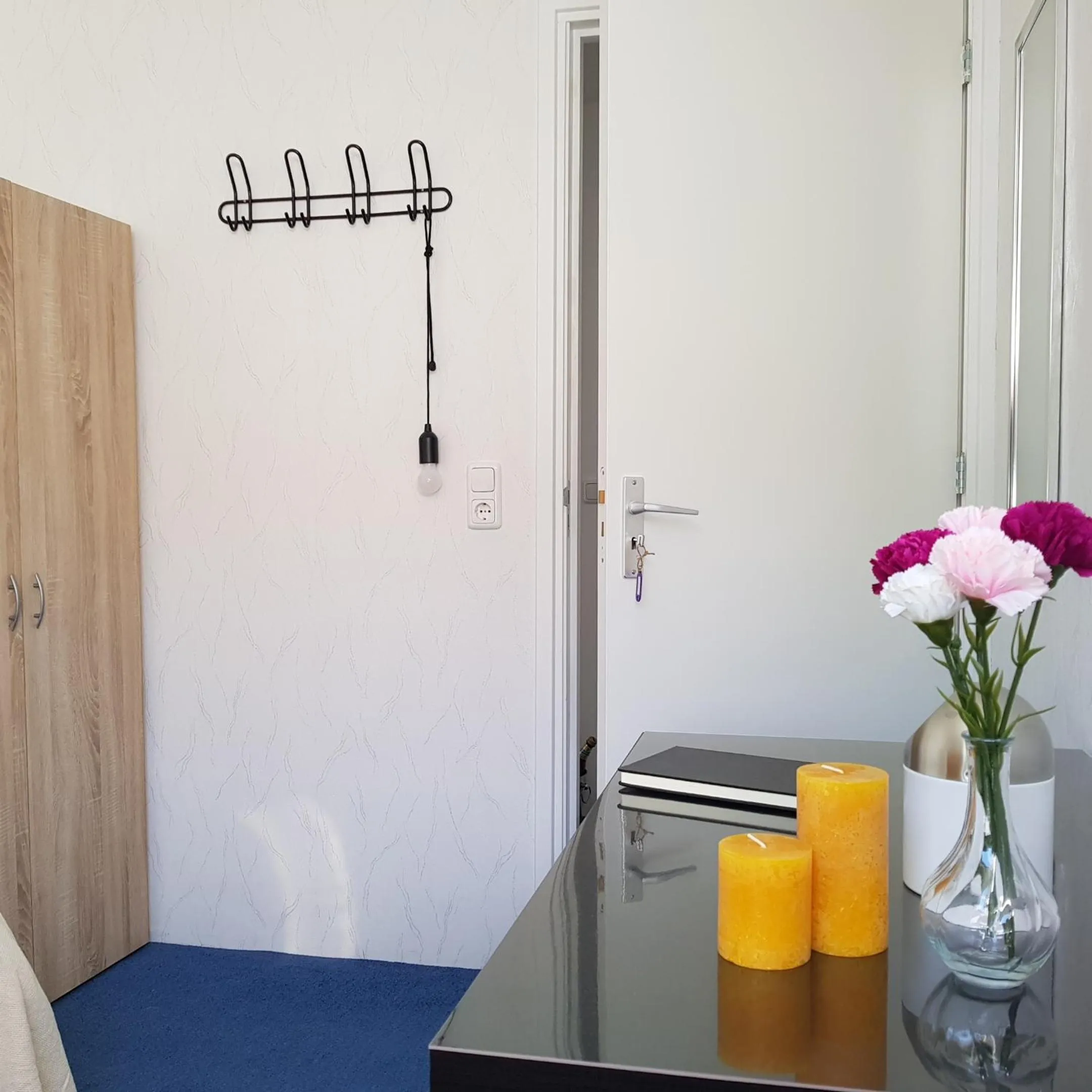 wardrobe in B&b Broodhuis Kerkrade