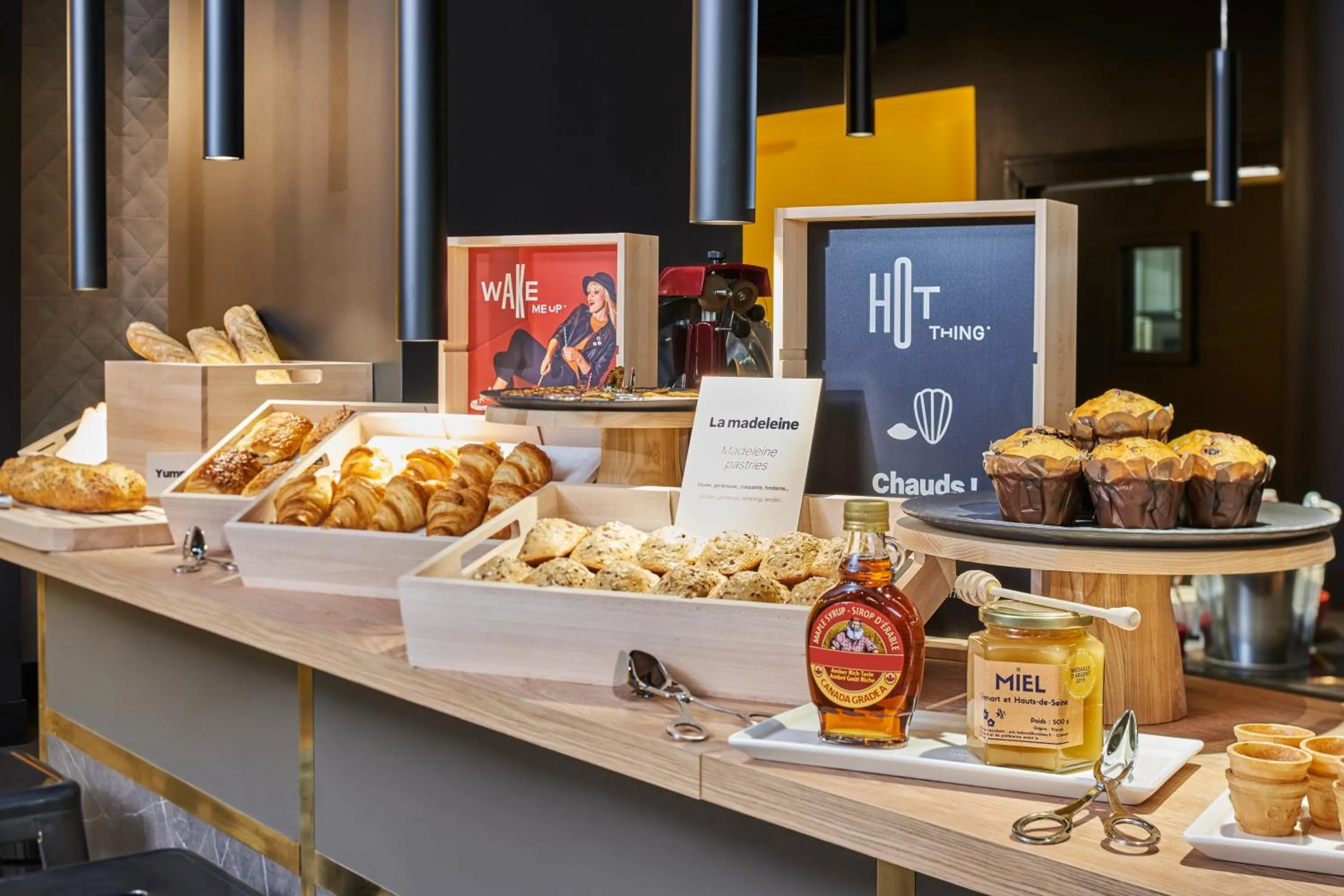 Breakfast in ibis Clamart Paris Velizy