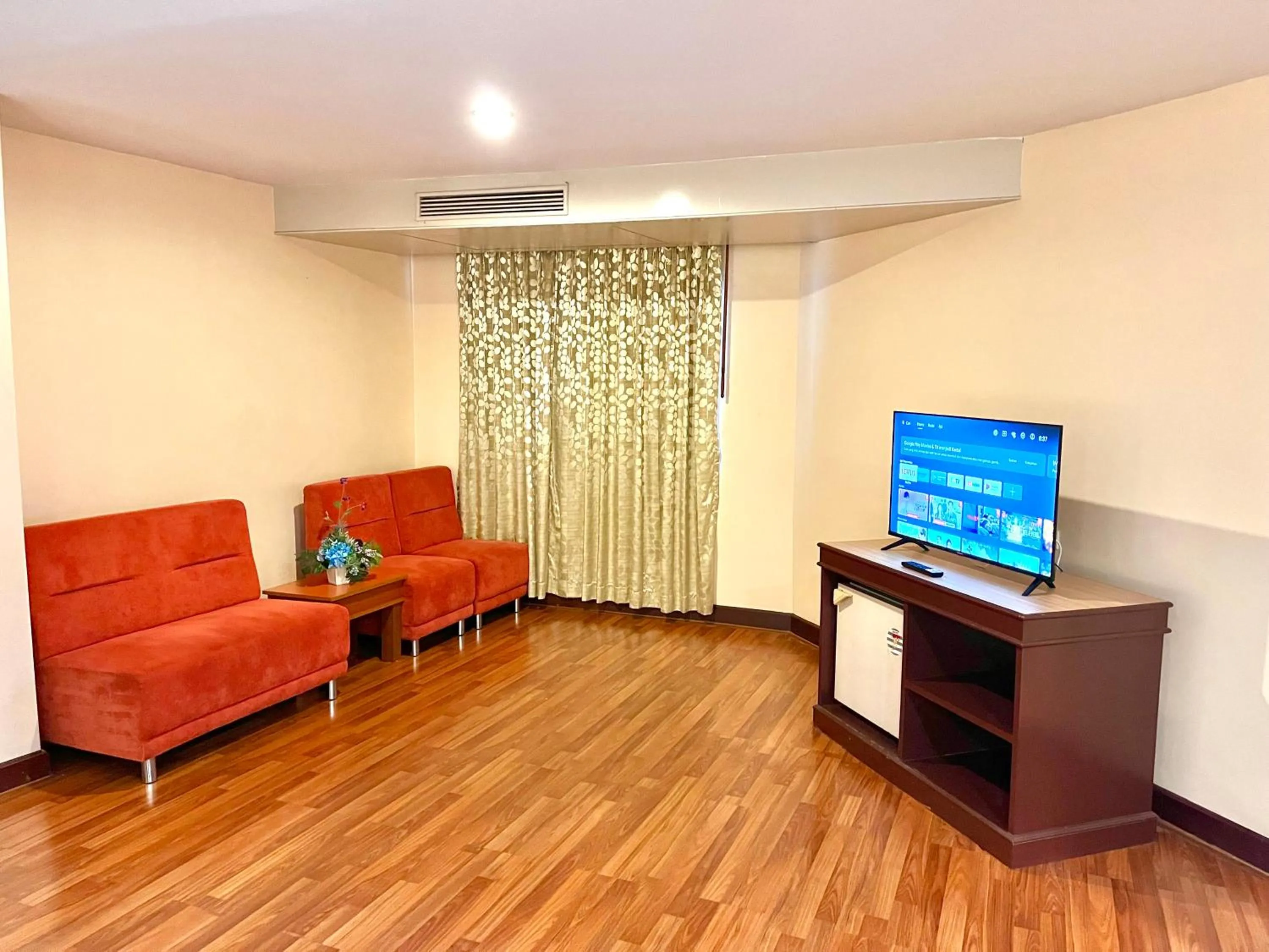 Living room in Friendlytel Hotel