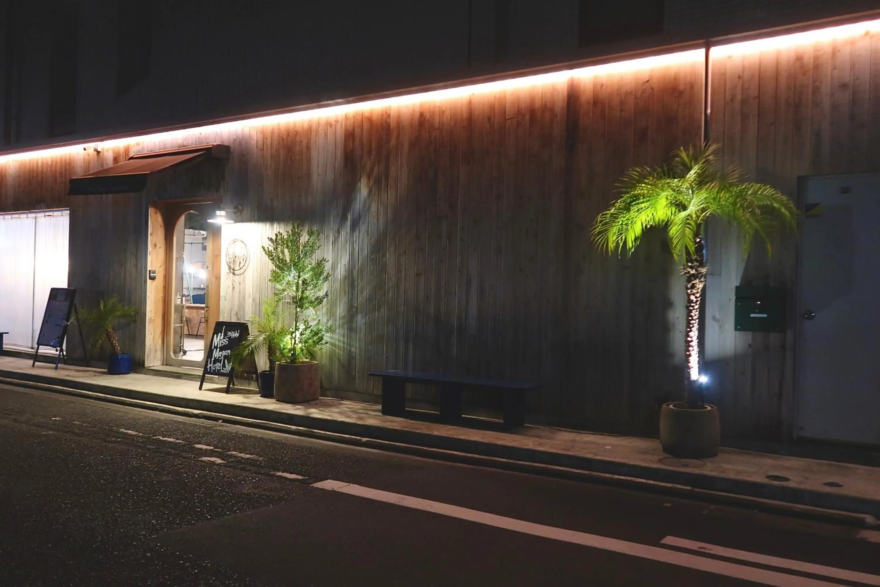 Property building in miss morgan hotel